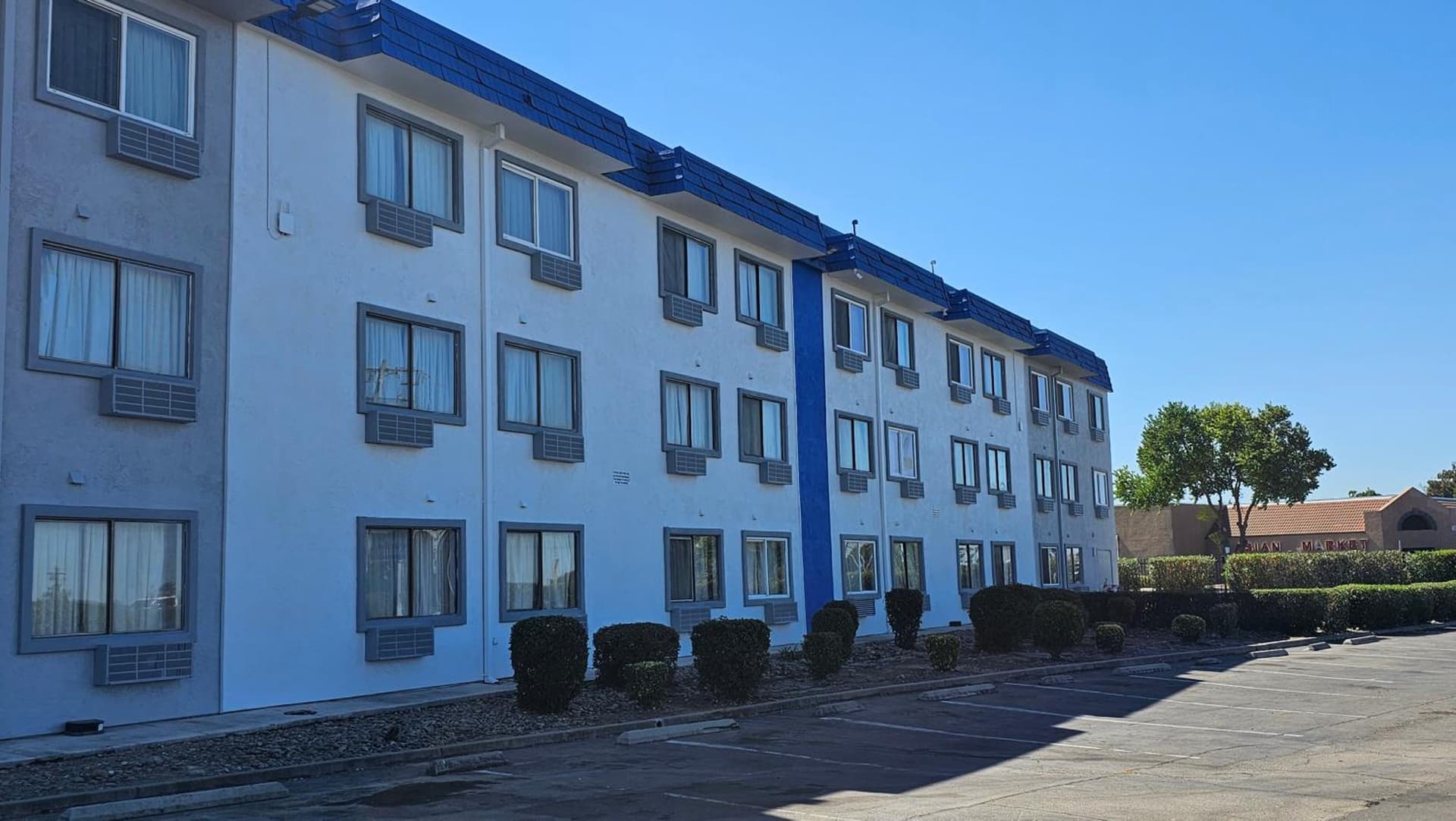 MetroParc 'nSuites gallery photo in Stockton, CA — image 4