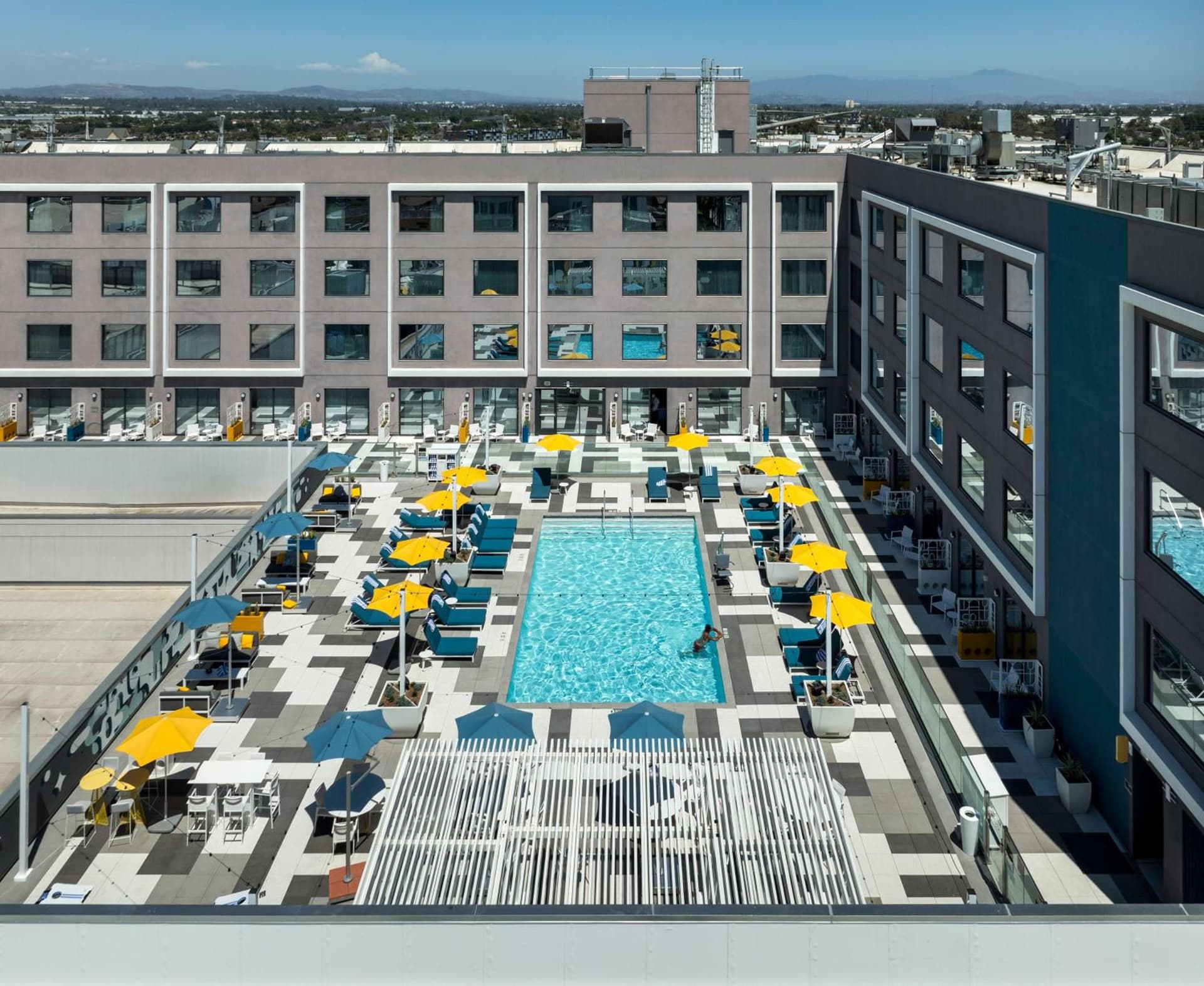 Hilton Buena Park Anaheim gallery photo in Buena Park, CA — image 79