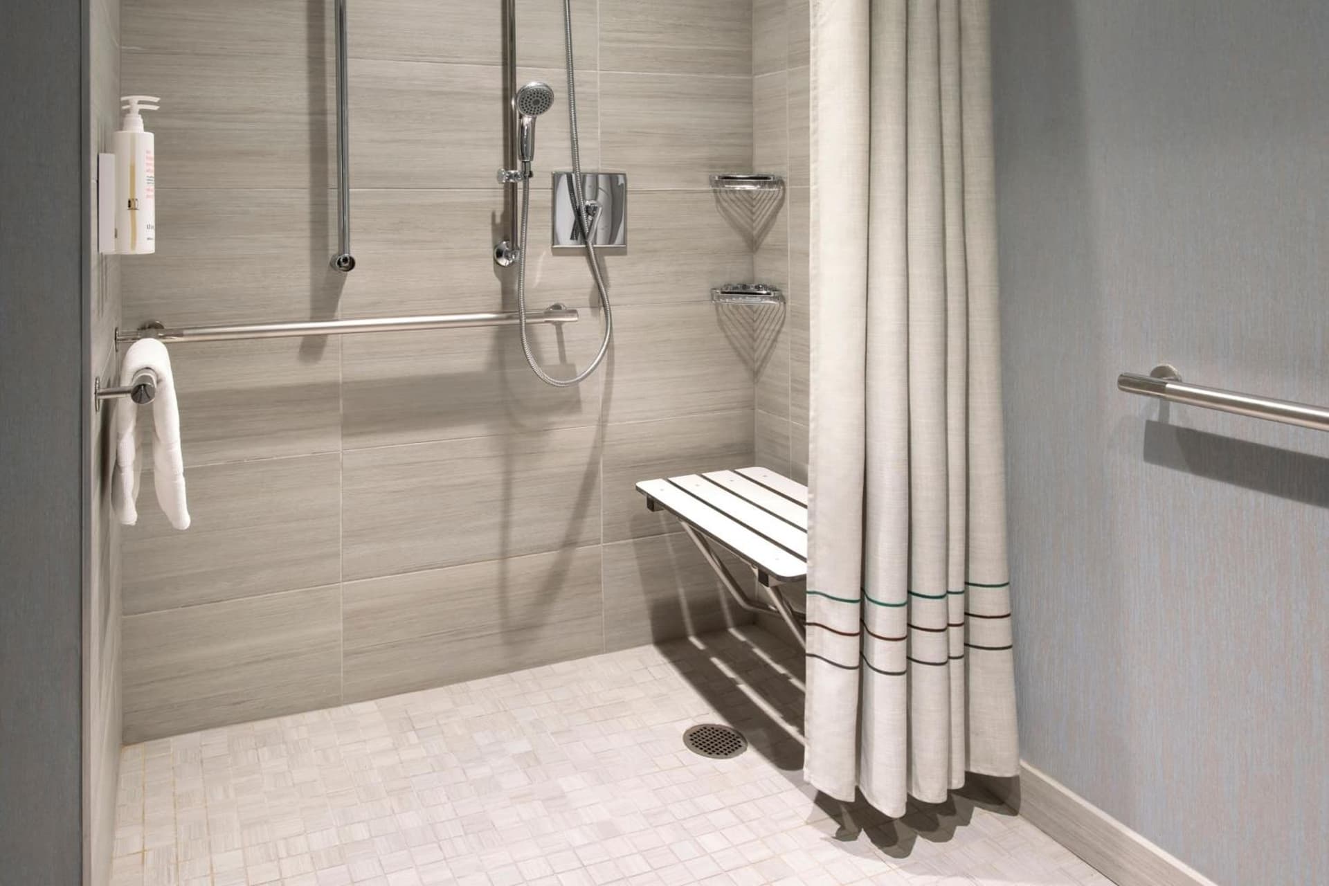Boston Marriott Burlington gallery photo in Burlington — image 51