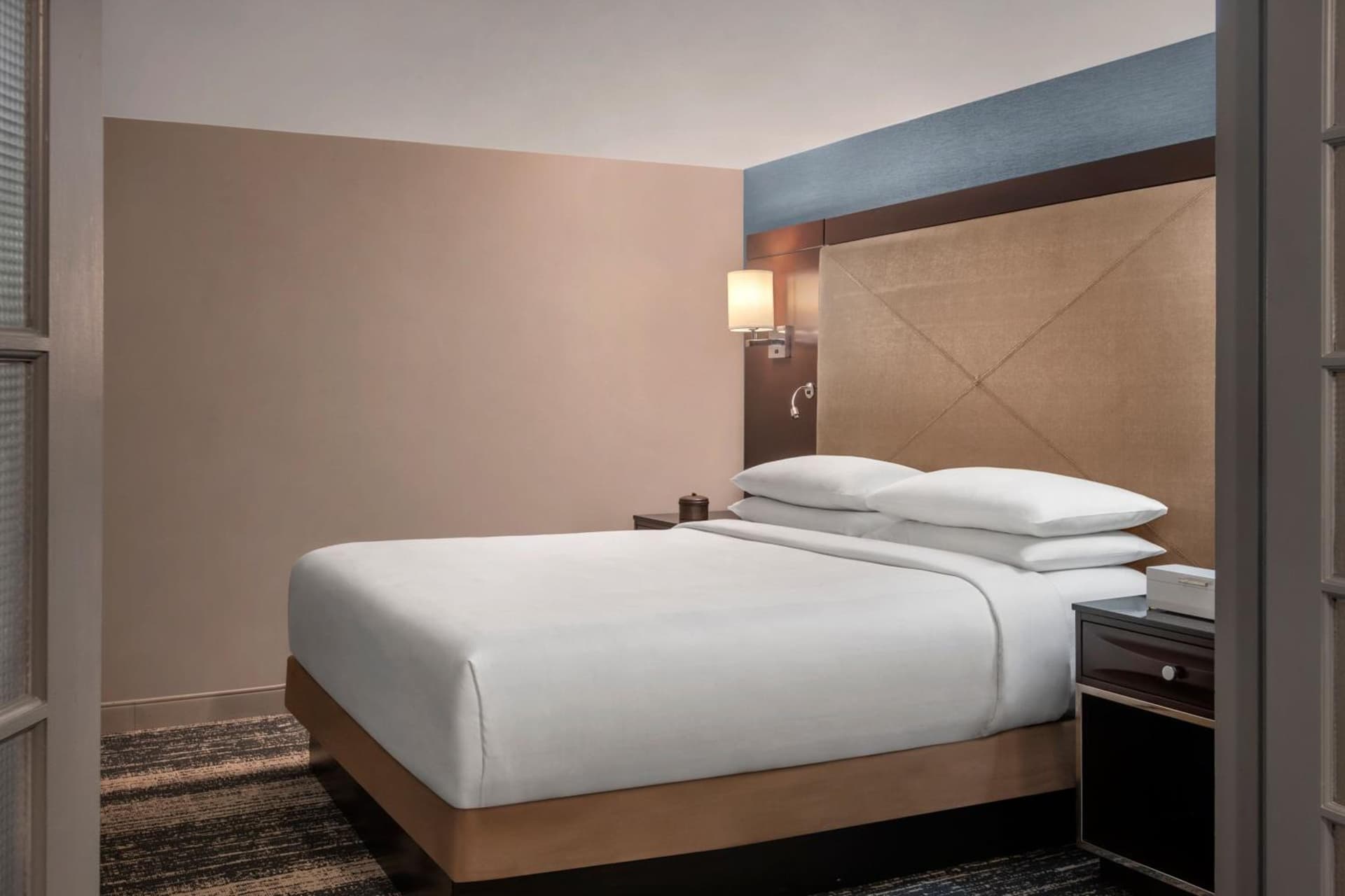 Boston Marriott Burlington gallery photo in Burlington — image 9