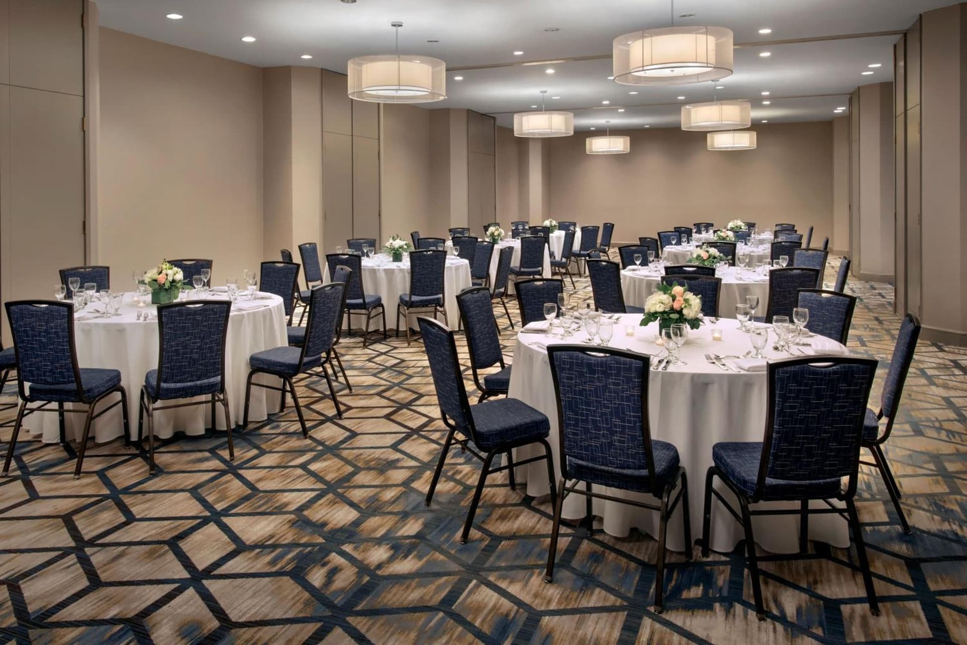 Boston Marriott Burlington gallery photo in Burlington — image 25