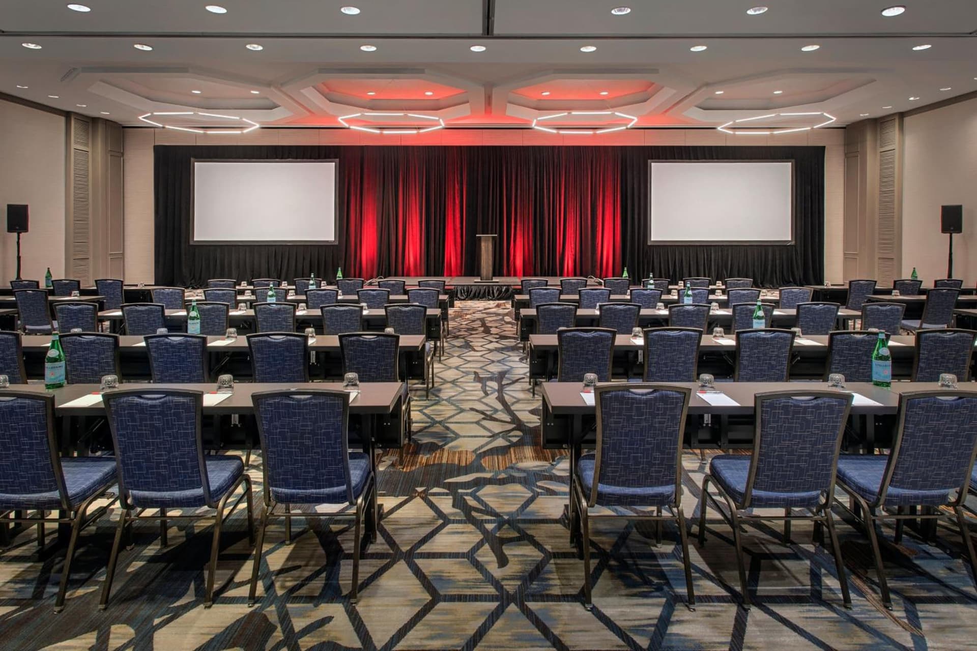 Boston Marriott Burlington gallery photo in Burlington — image 30