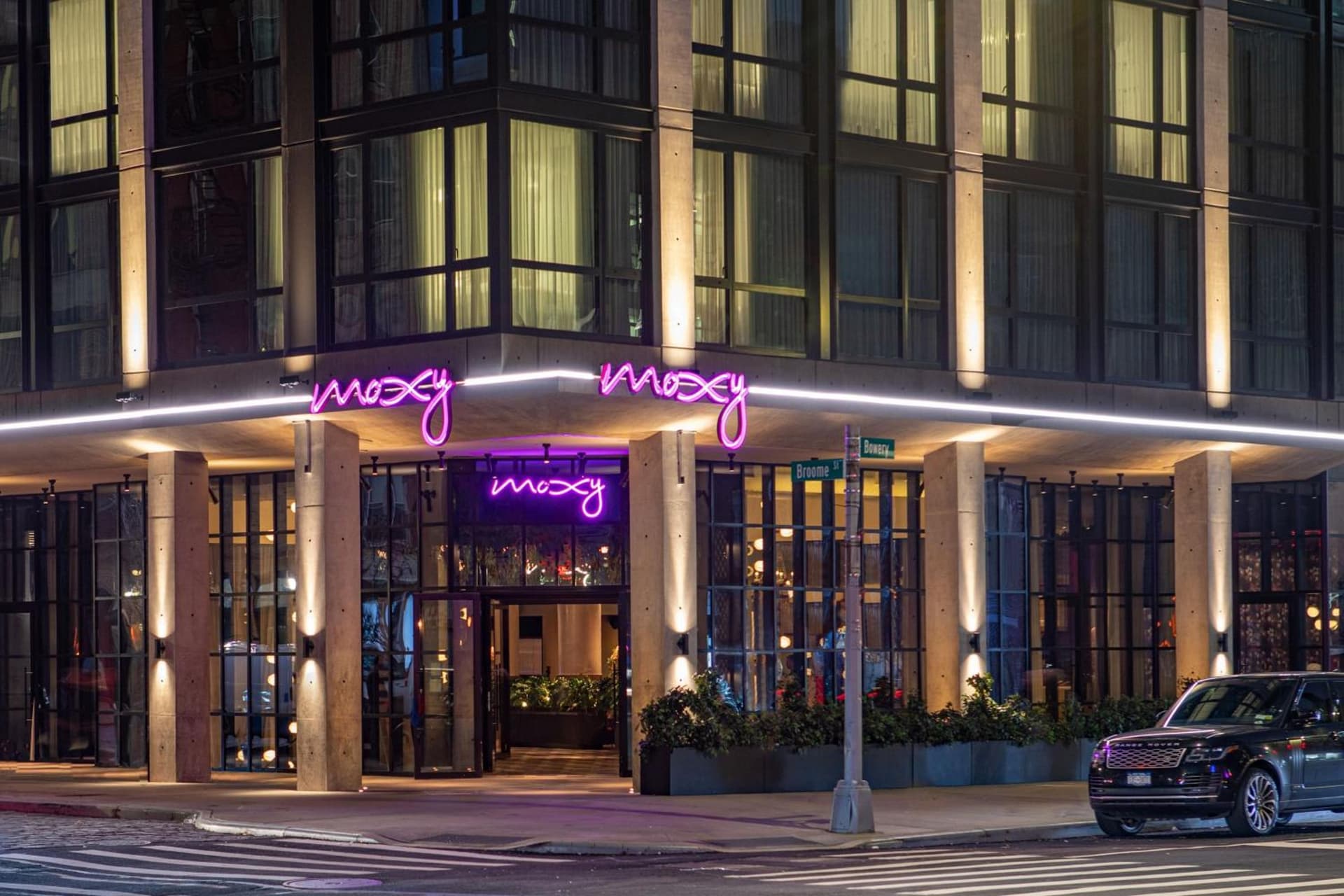 Moxy NYC Lower East Side interior in New York, NY — gallery photo 2