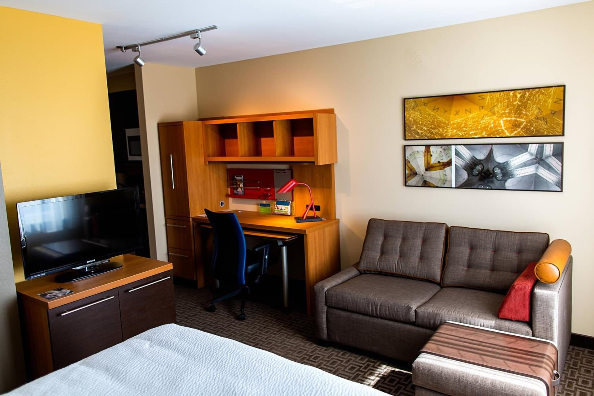 TownePlace Suites by Marriott Lancaster gallery photo in Lancaster, CA — image 21