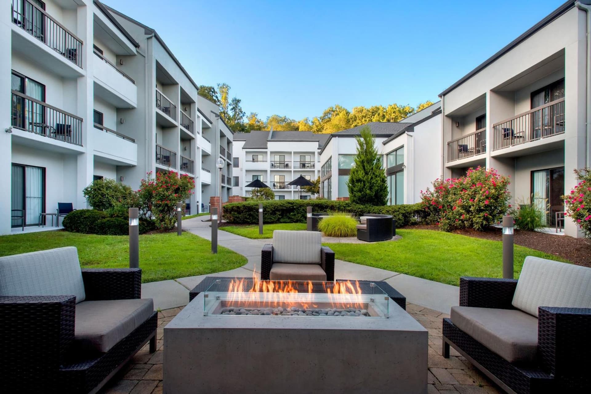 Courtyard by Marriott Tarrytown Westchester County gallery photo in Tarrytown, NY — image 28