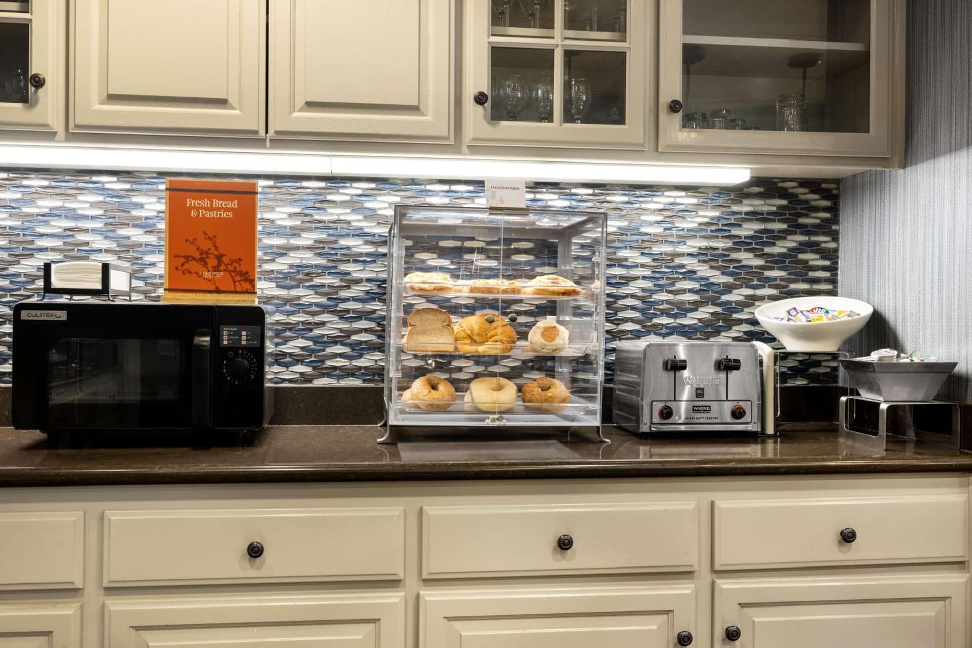 Homewood Suites Bakersfield gallery photo in Bakersfield, CA — image 16