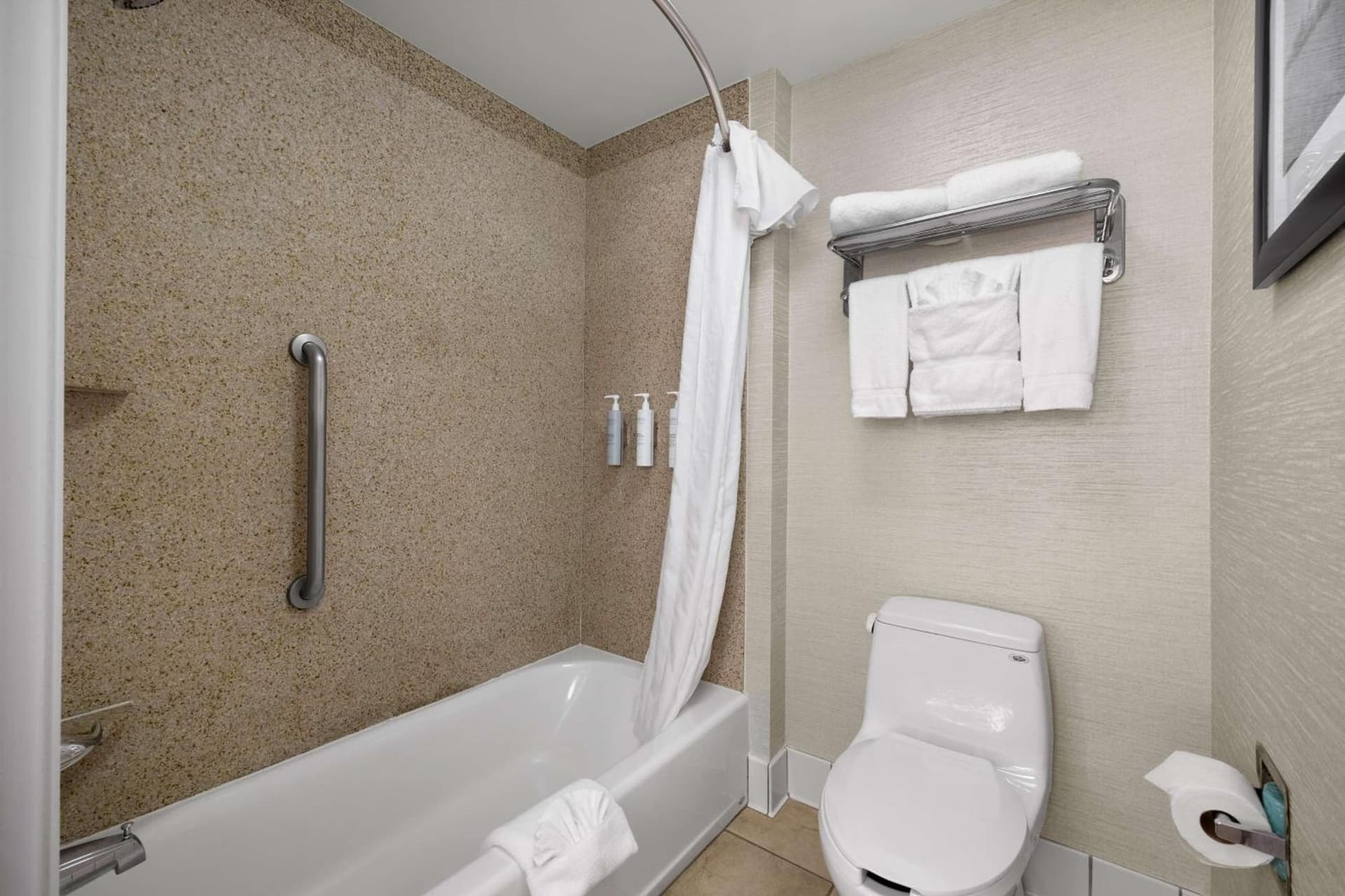 Homewood Suites Bakersfield gallery photo in Bakersfield, CA — image 18