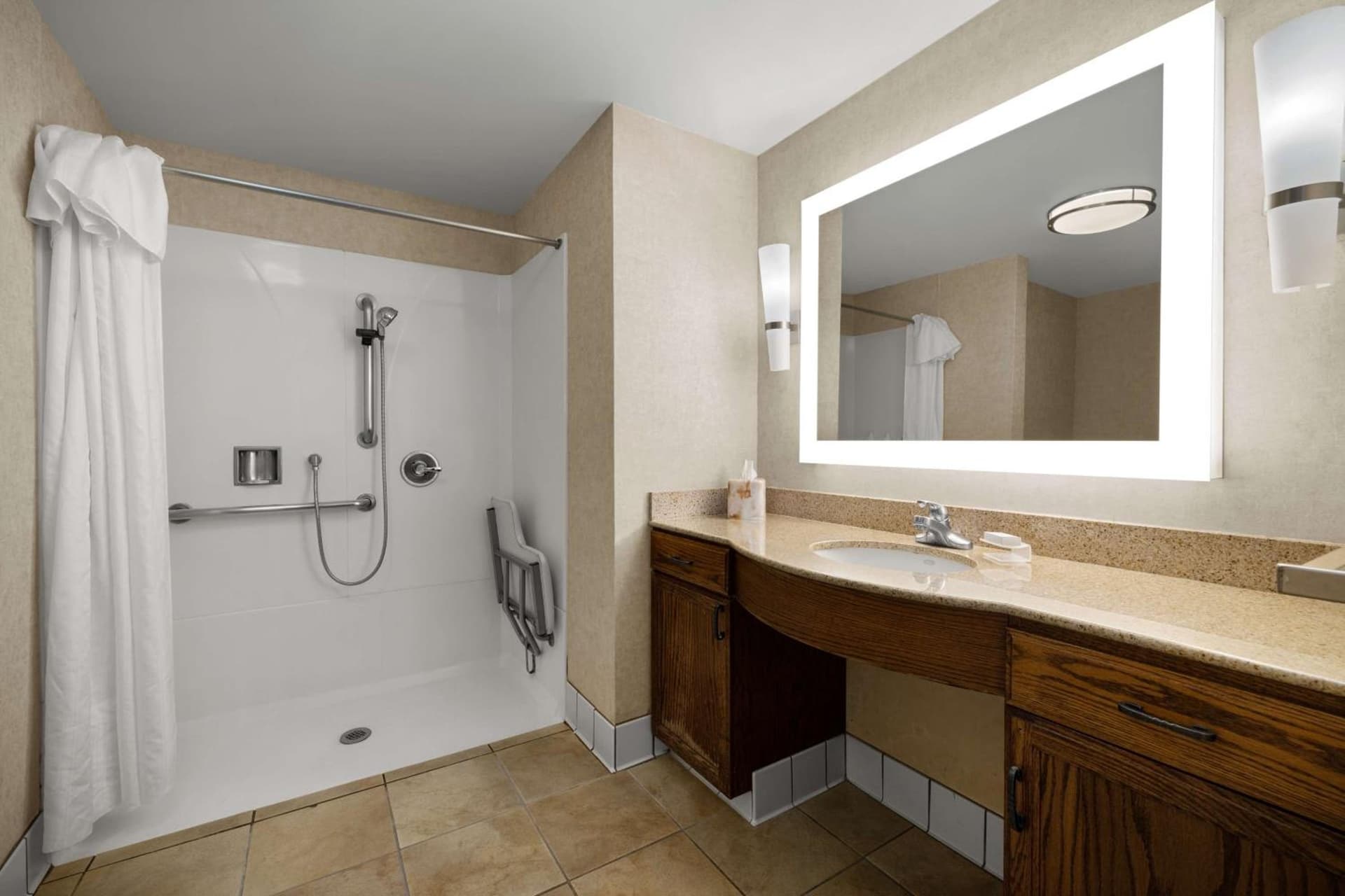 Homewood Suites Bakersfield gallery photo in Bakersfield, CA — image 29