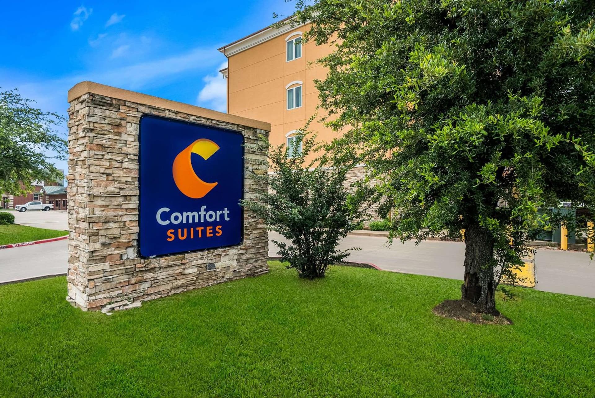 Comfort Suites Plano - Dallas North gallery photo in Plano, TX — image 6