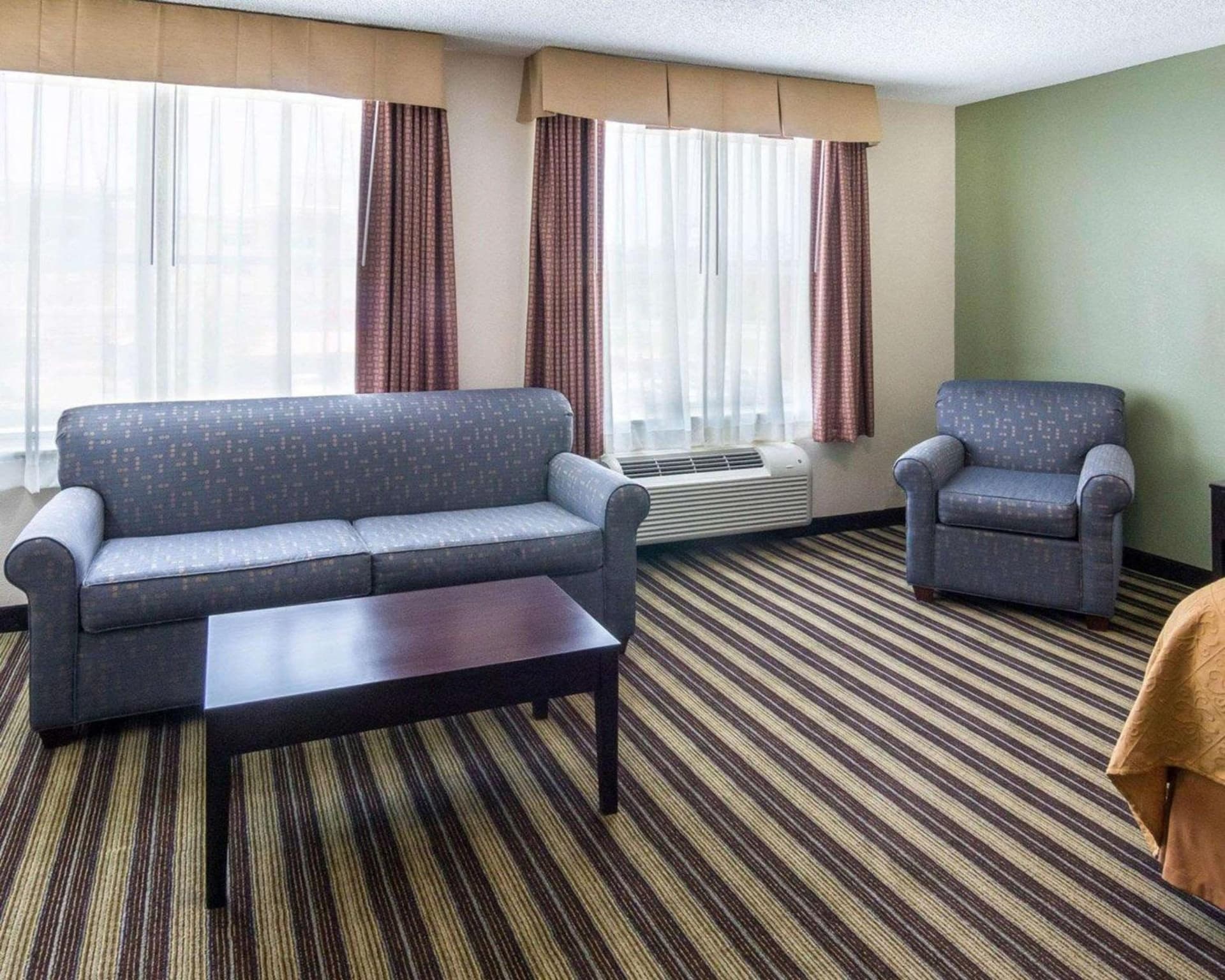 Quality Inn & Suites West Monroe property views in West Monroe, LA — gallery photo 3