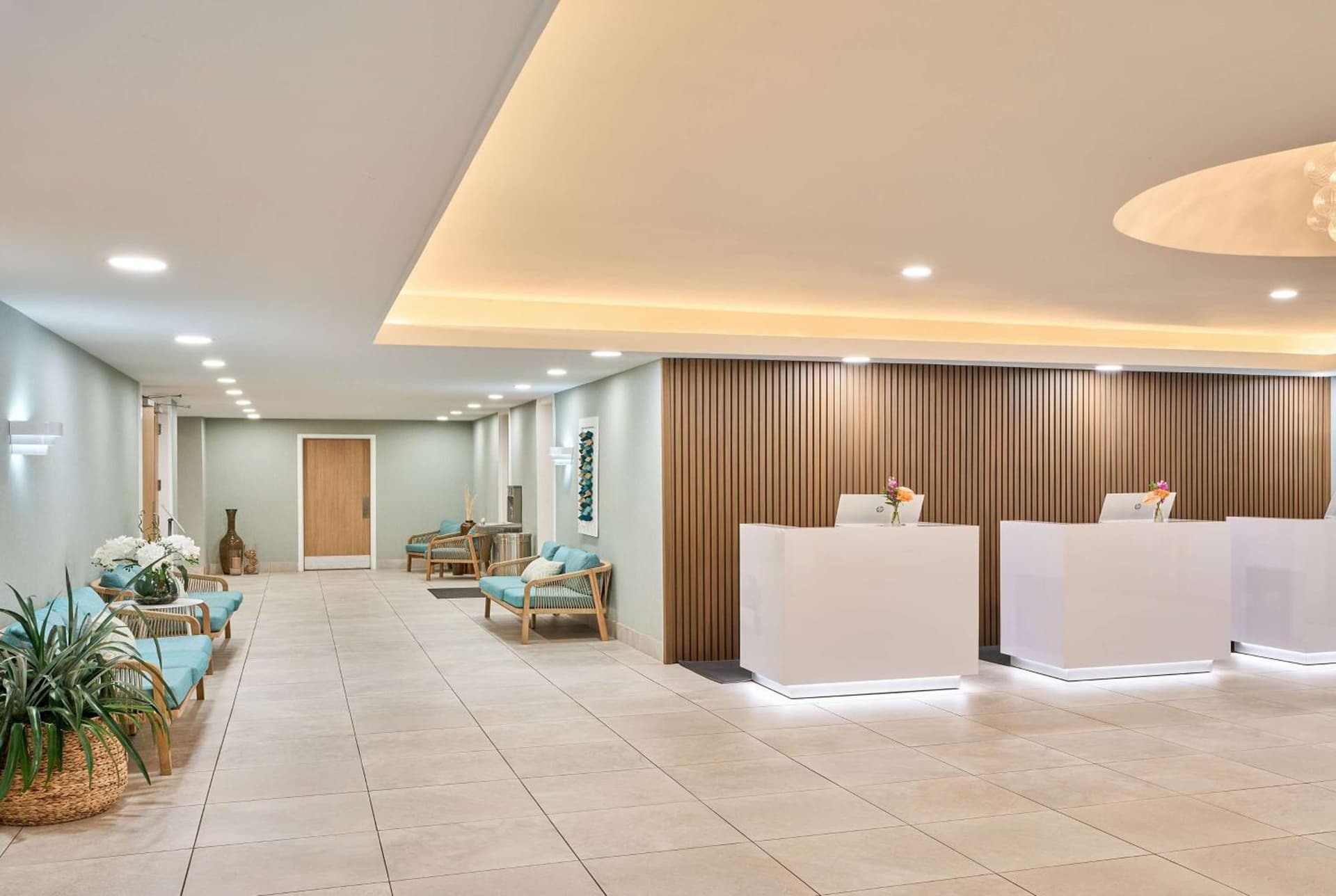 voco Sandpiper All-Inclusive Resort by IHG interior in Port Saint Lucie, FL — gallery photo 2