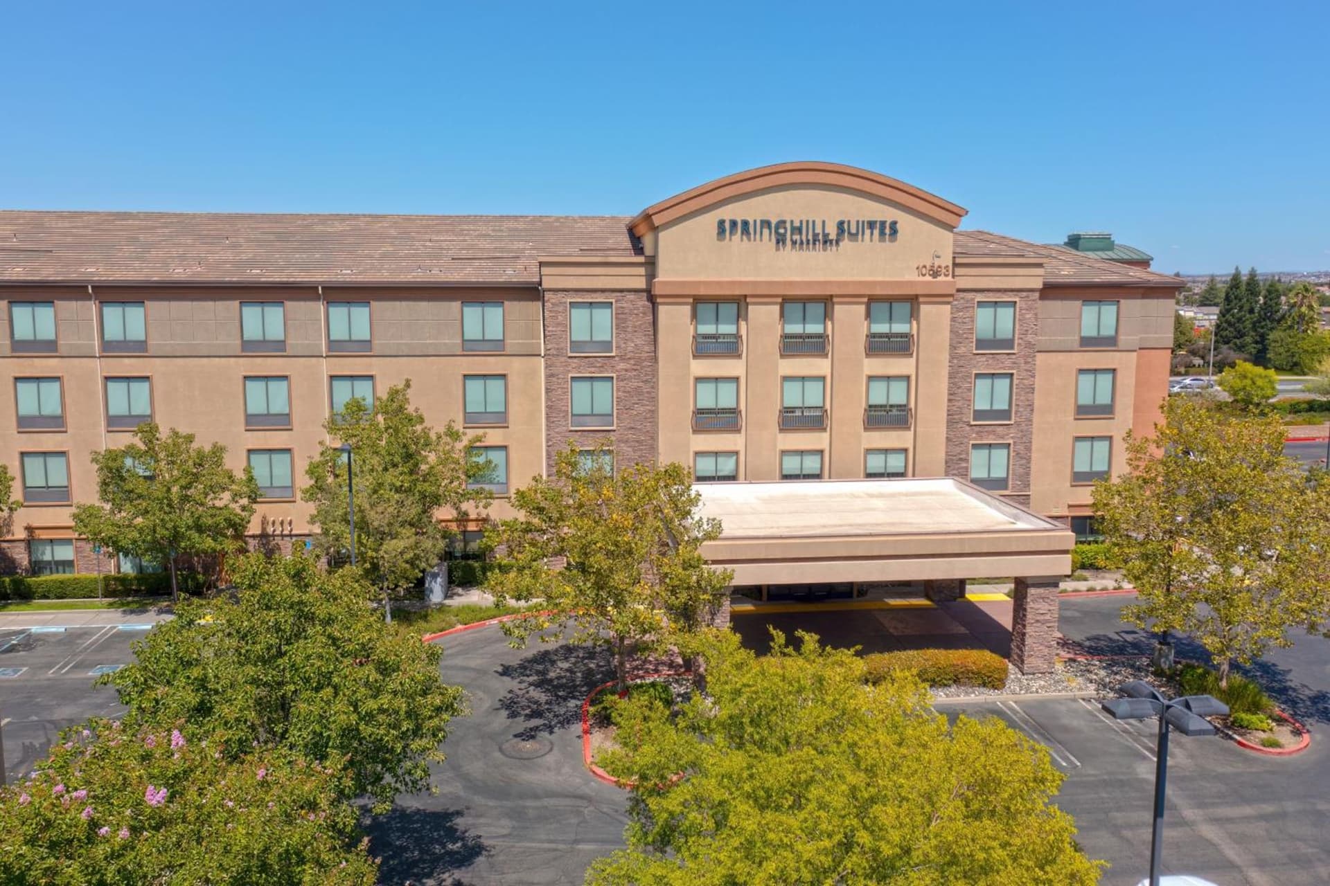 SpringHill Suites by Marriott Sacramento Roseville interior in Roseville, CA — gallery photo 2