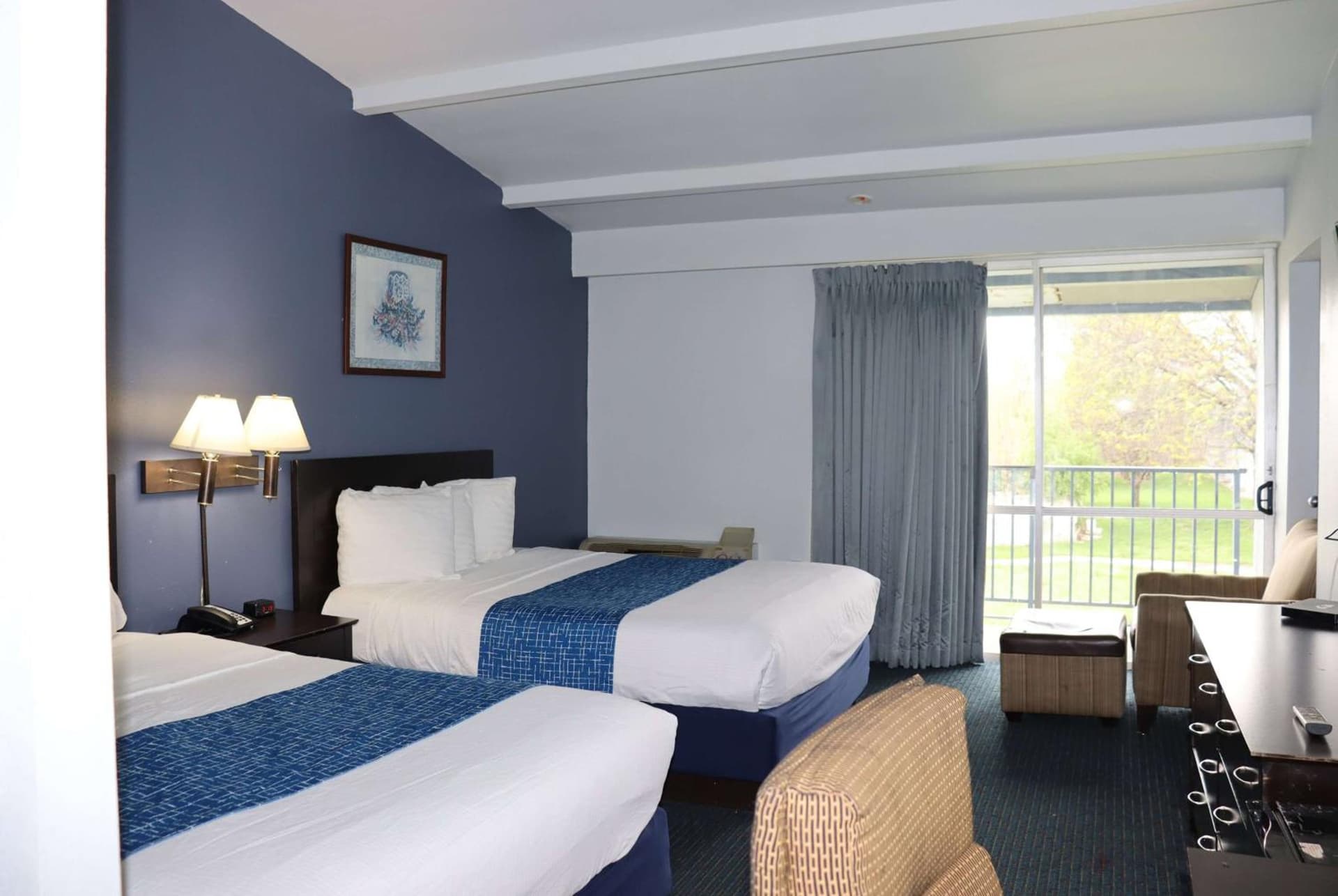 Travelodge by Wyndham Milwaukee gallery photo in Milwaukee, WI — image 42