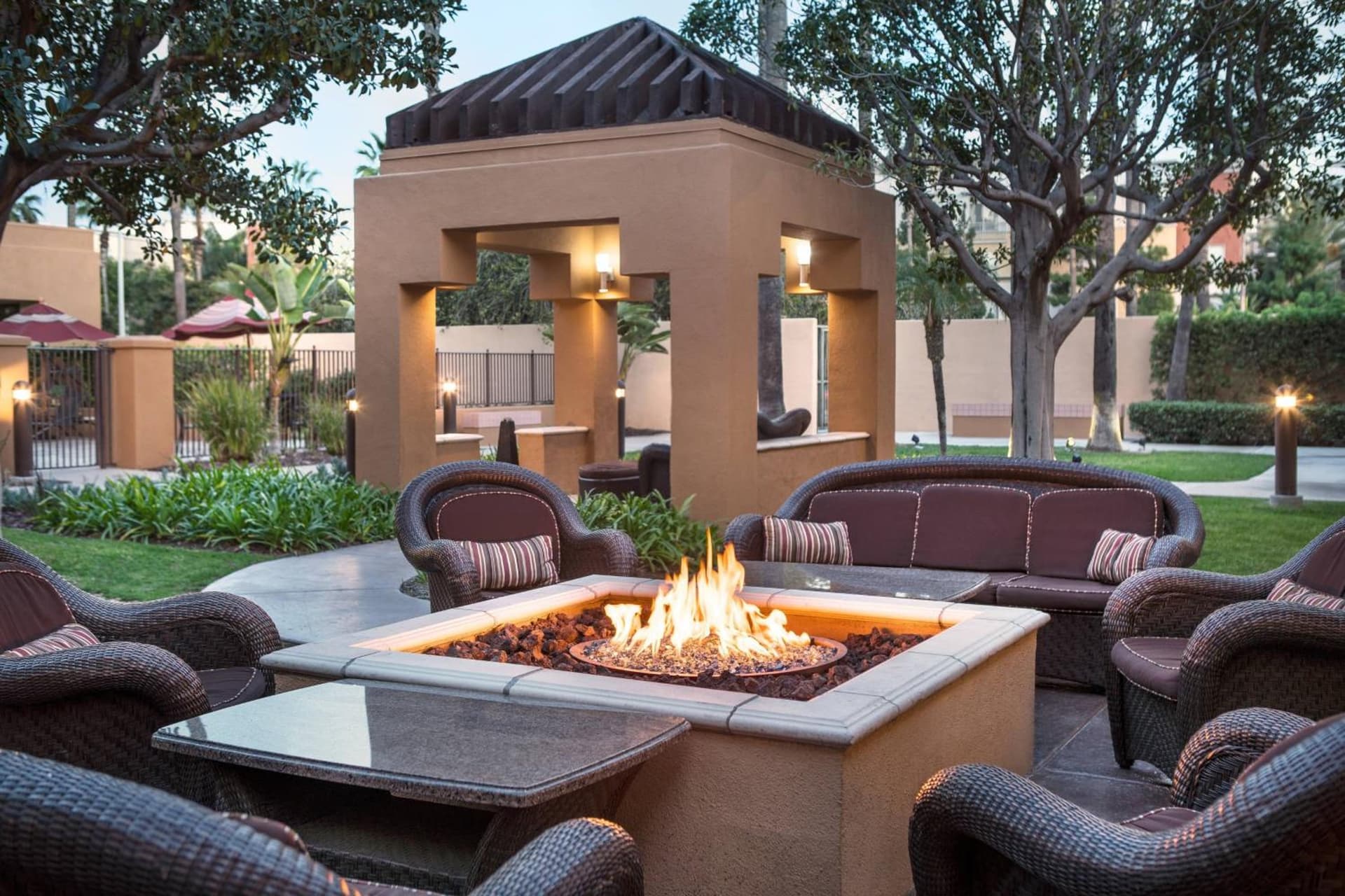 Courtyard Irvine John Wayne Airport/Orange County gallery photo in Irvine, CA — image 12