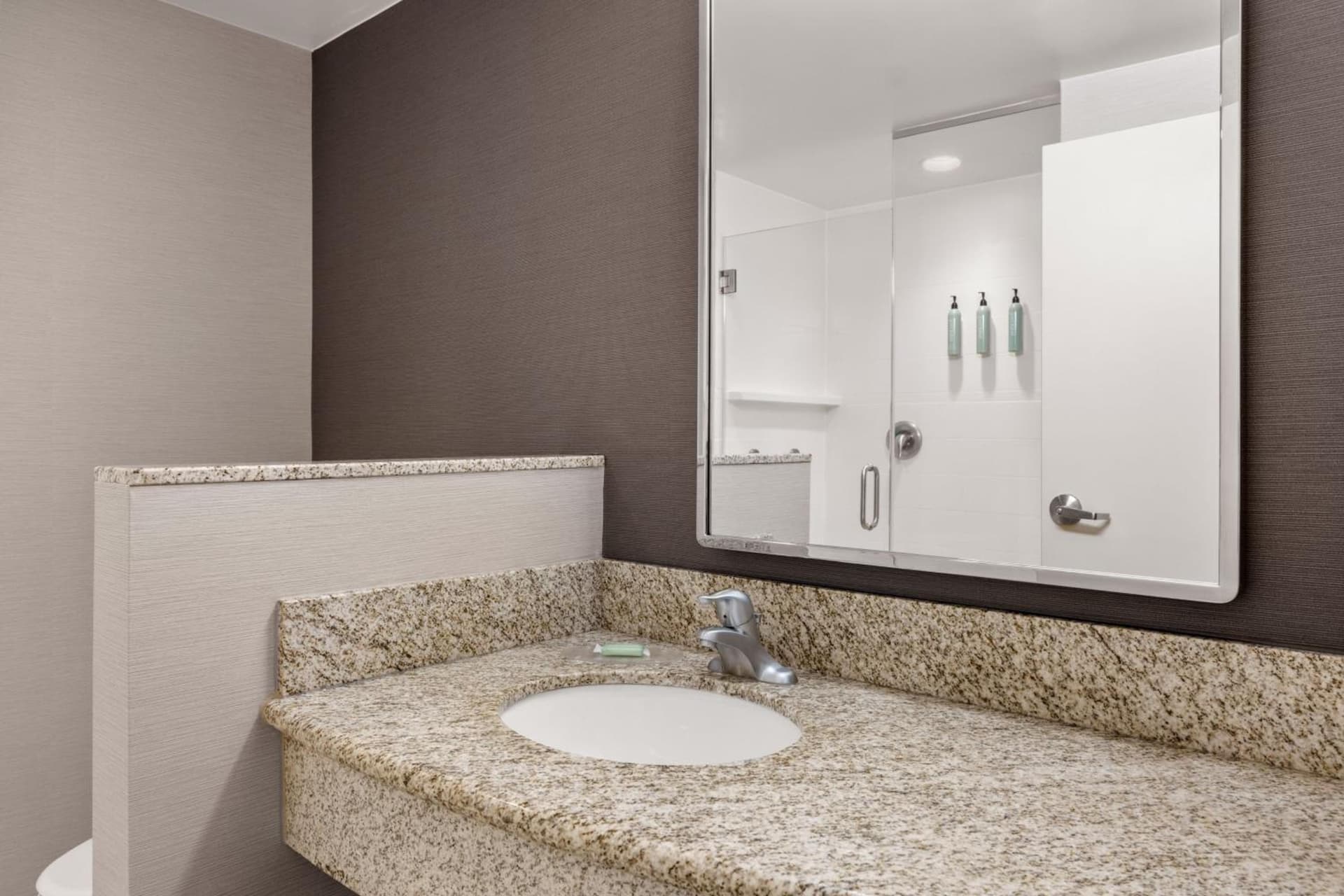 Courtyard by Marriott Evansville East gallery photo in Evansville, IN — image 26