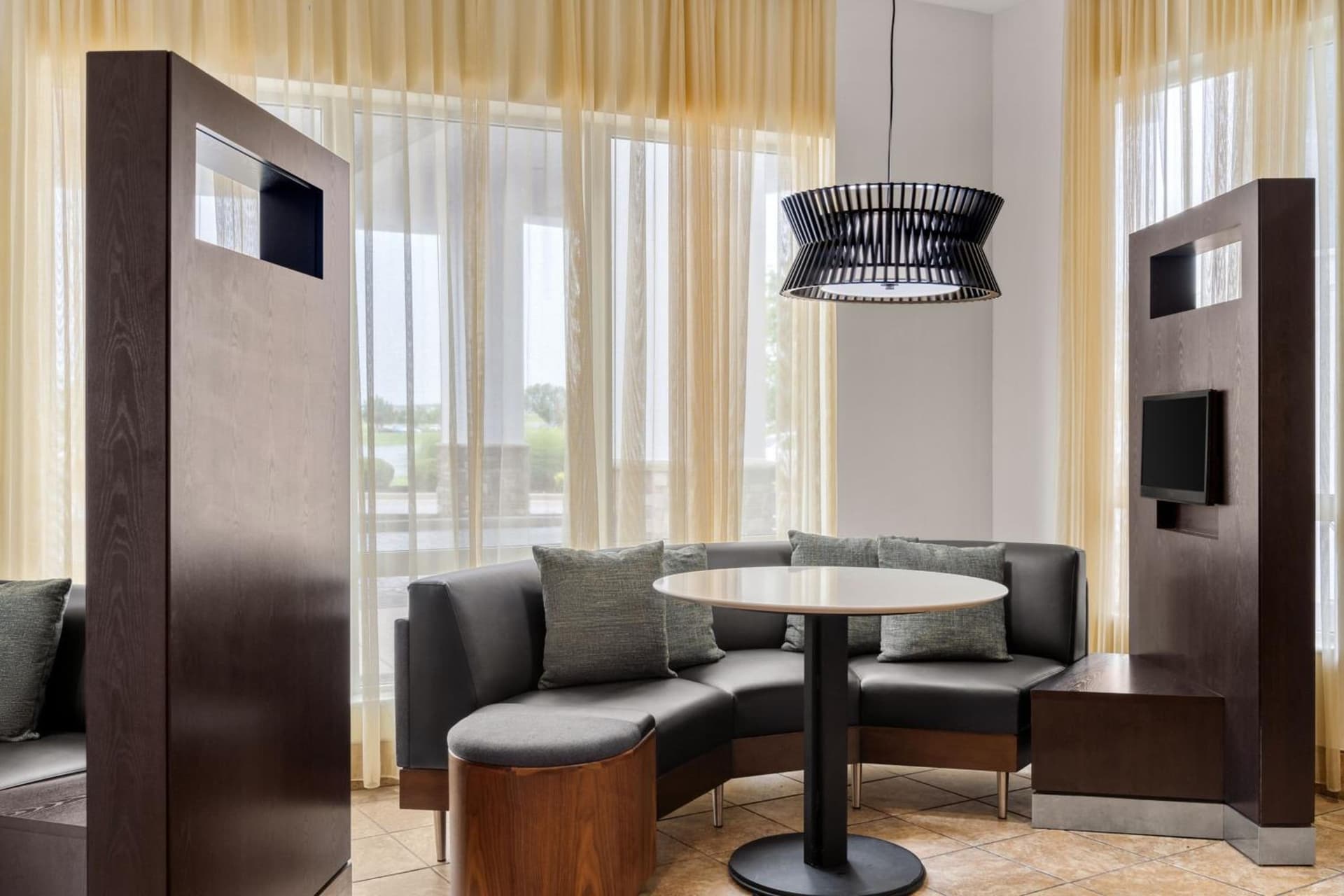 Courtyard by Marriott Evansville East gallery photo in Evansville, IN — image 10