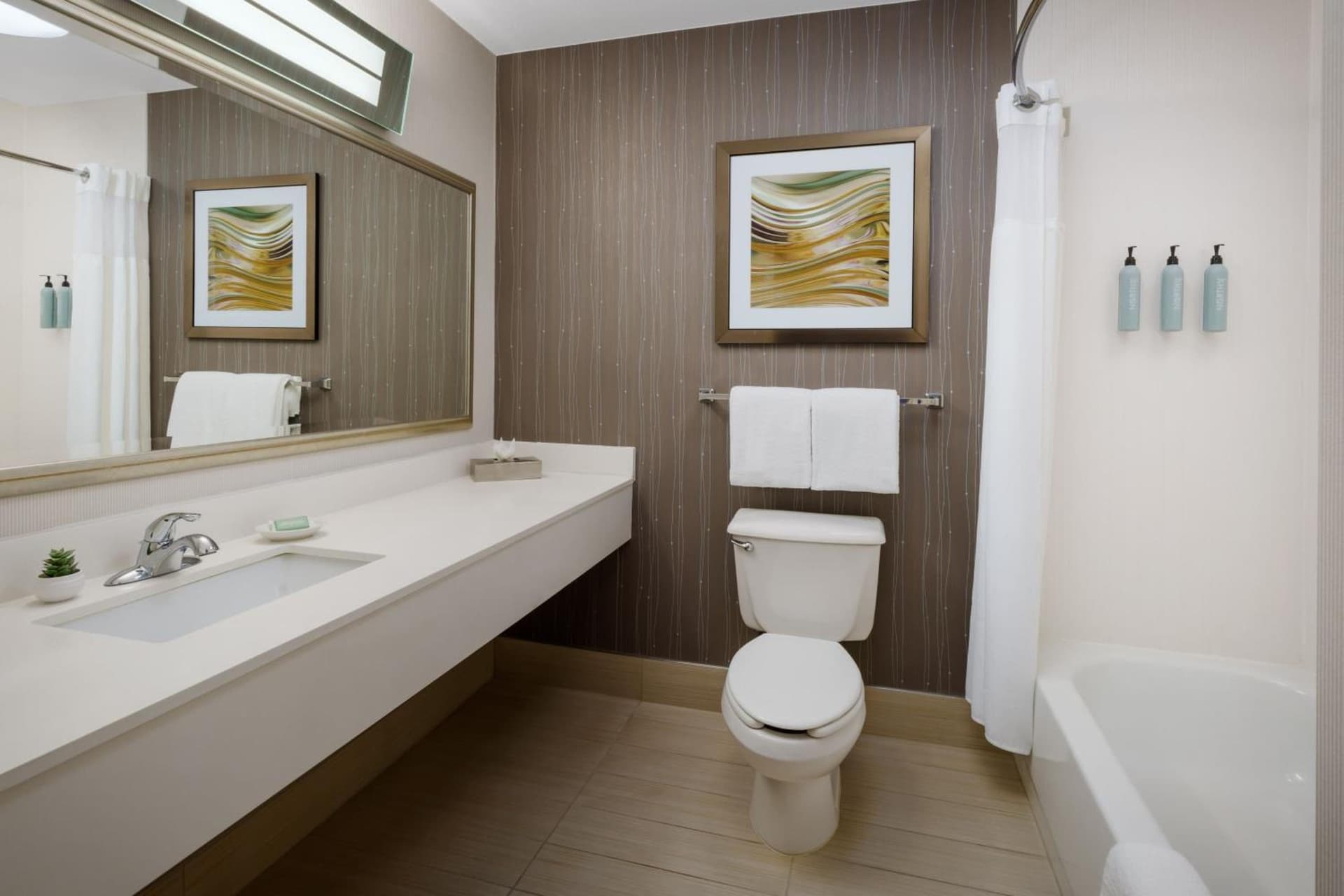 Courtyard by Marriott Palmdale gallery photo in Palmdale, CA — image 23