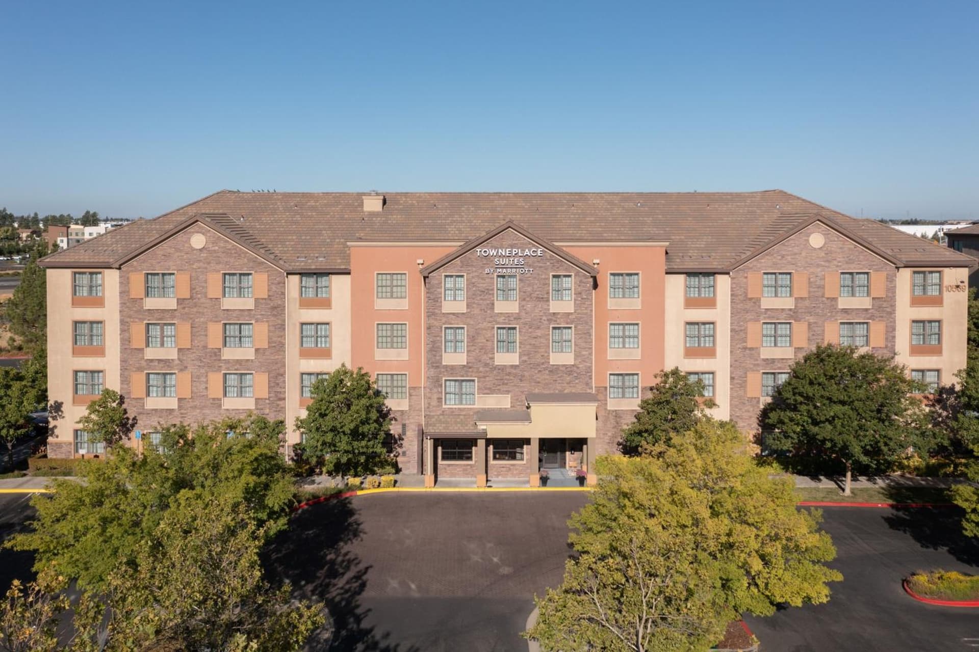 TownePlace Suites by Marriott Sacramento Roseville interior in Roseville, CA — gallery photo 2