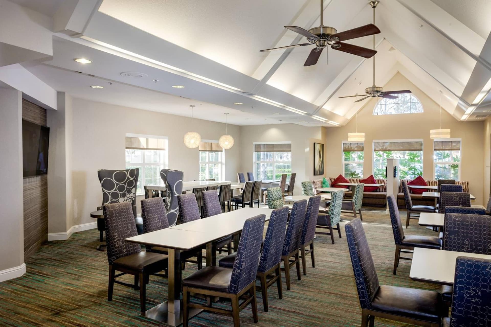 Residence Inn by Marriott Stockton gallery photo in Stockton, CA — image 5