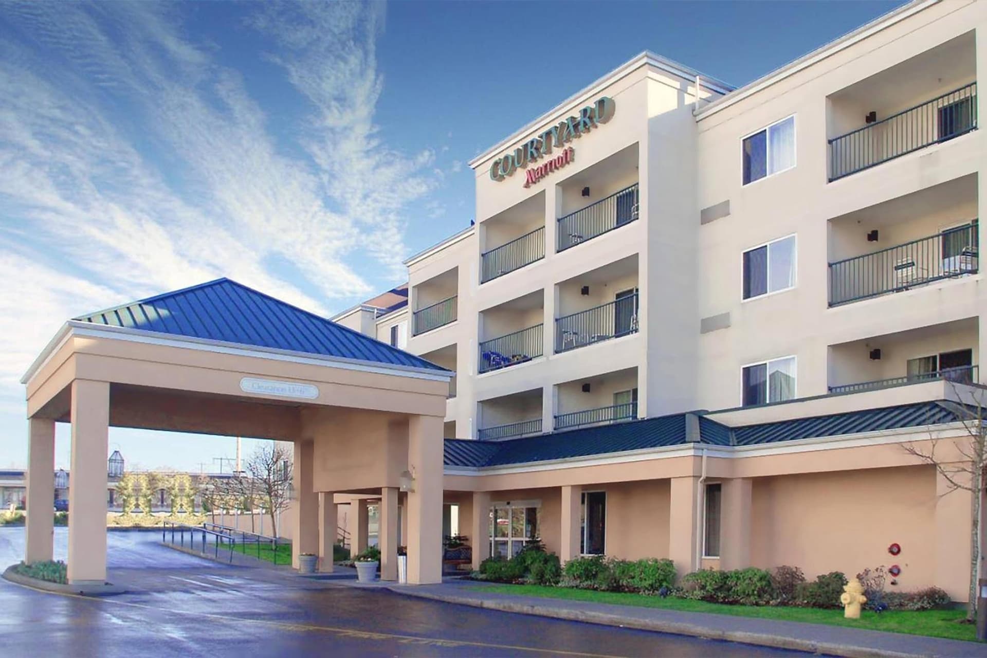 Courtyard Seattle North / Lynnwood Everett featured exterior or lobby in Lynnwood, WA — similar hotel