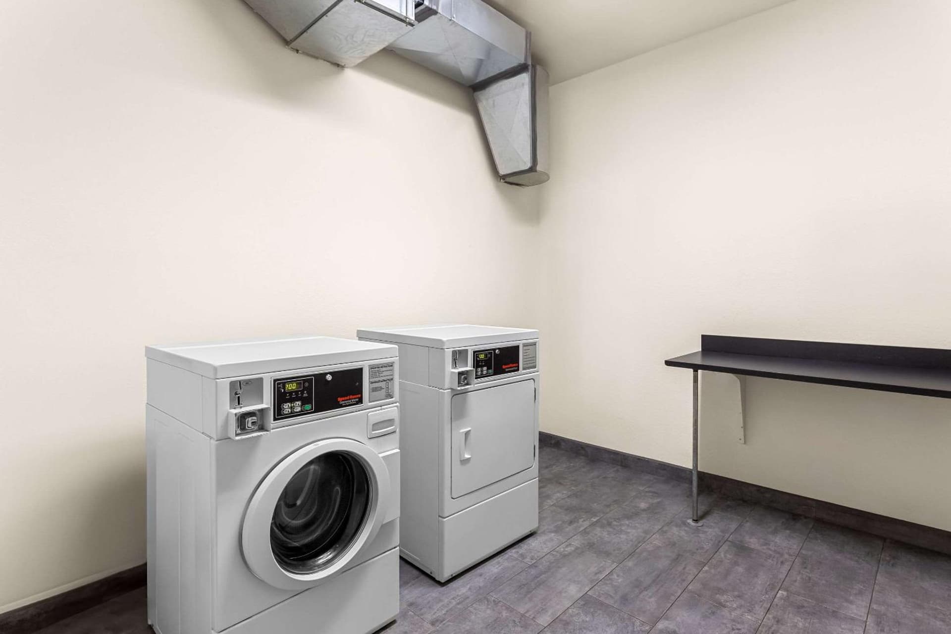 Comfort Suites Grayslake near Libertyville North gallery photo in Grayslake, IL — image 17
