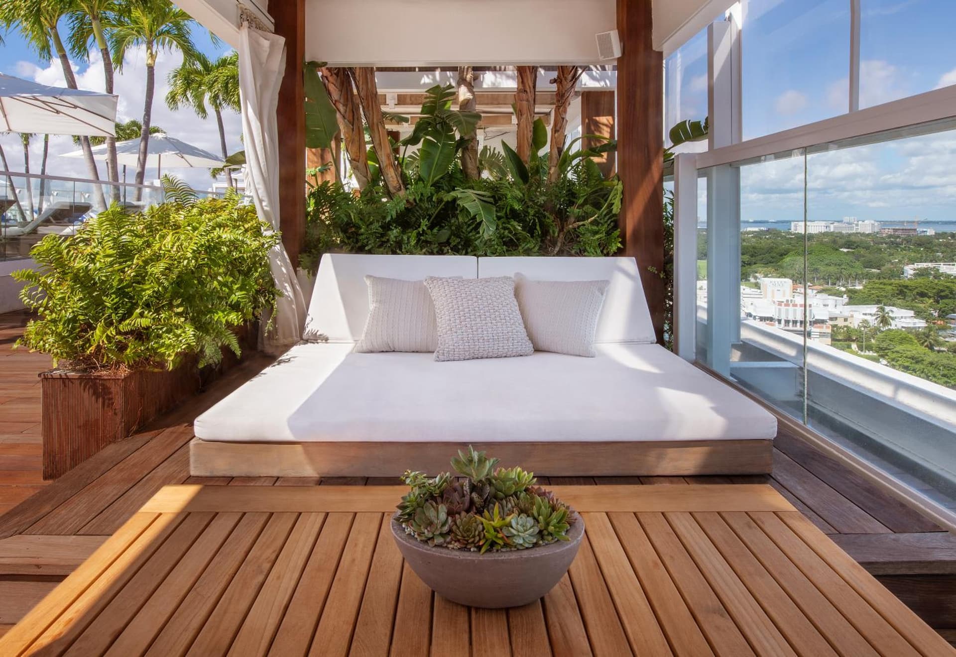 1 Hotel South Beach gallery photo in Miami Beach, FL — image 56