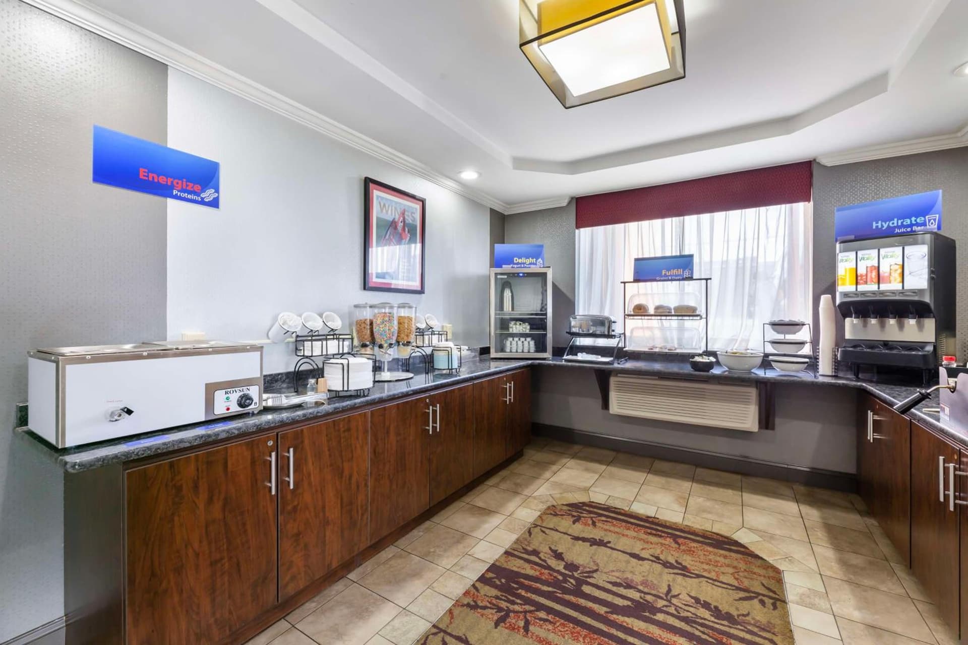Best Western Inn at the Rochester Airport property views in Rochester, NY — gallery photo 3