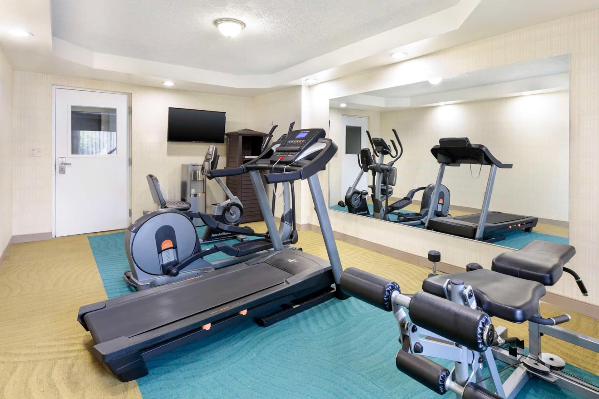 Best Western Inn at the Rochester Airport gallery photo in Rochester, NY — image 27