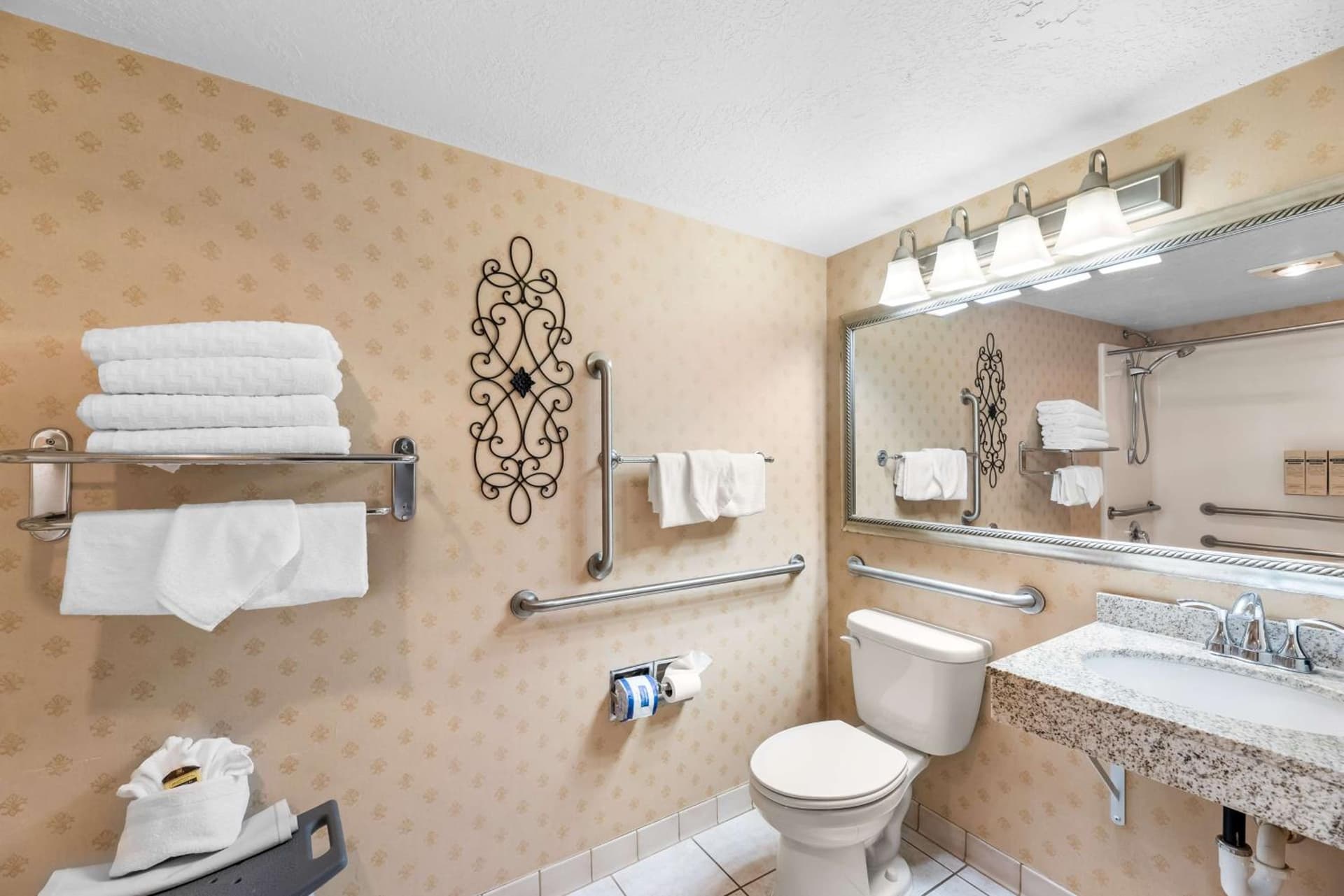 Best Western Plus Abbey Inn interior in St. George, UT — gallery photo 2