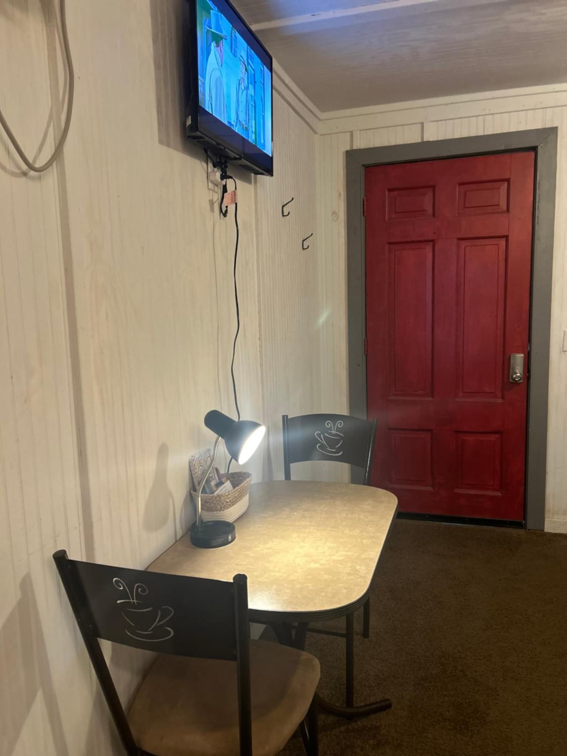 Fox Den interior in Albertville, AL — gallery photo 2