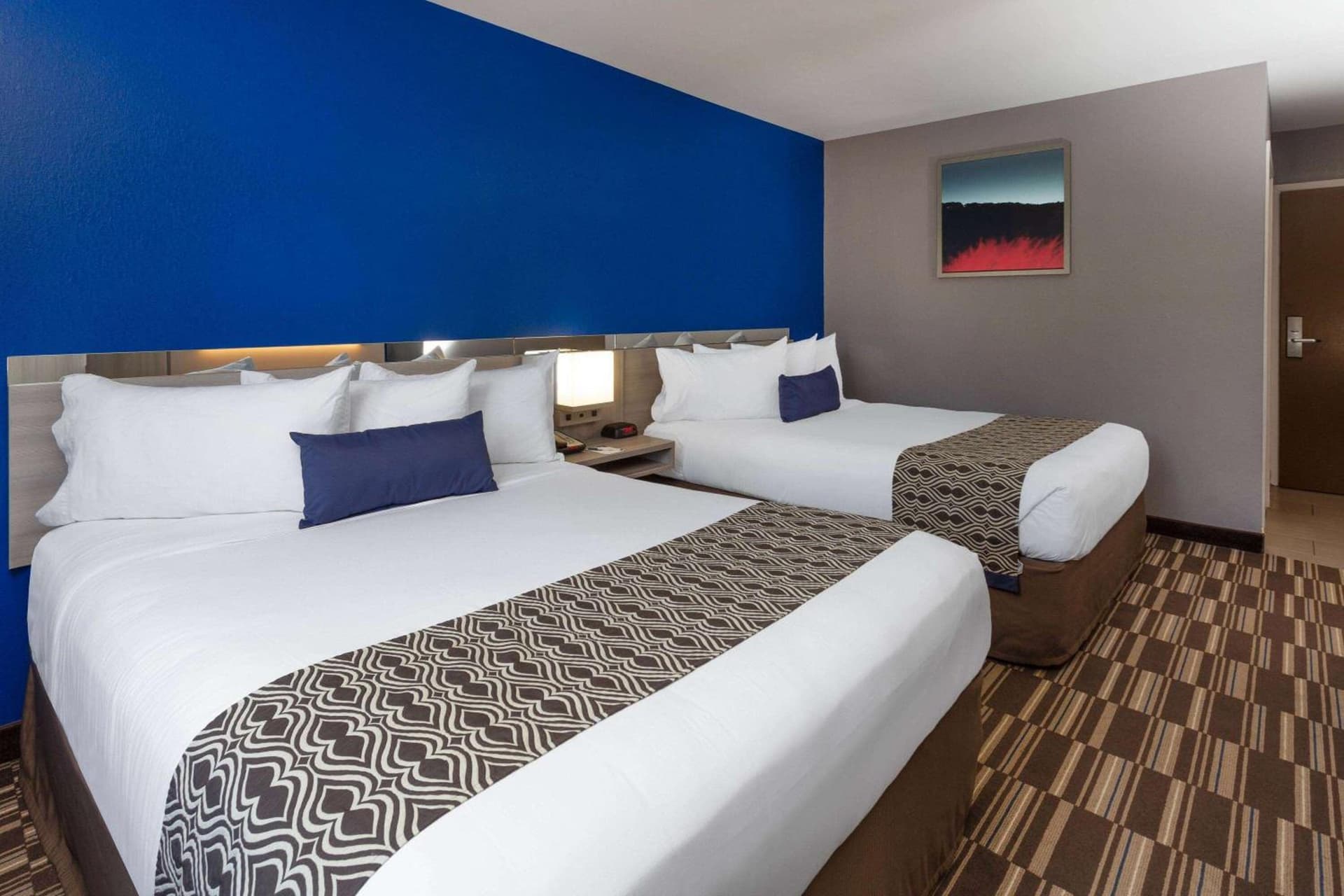 Microtel Inn & Suites by Wyndham Bethel/Danbury gallery photo in Bethel — image 26