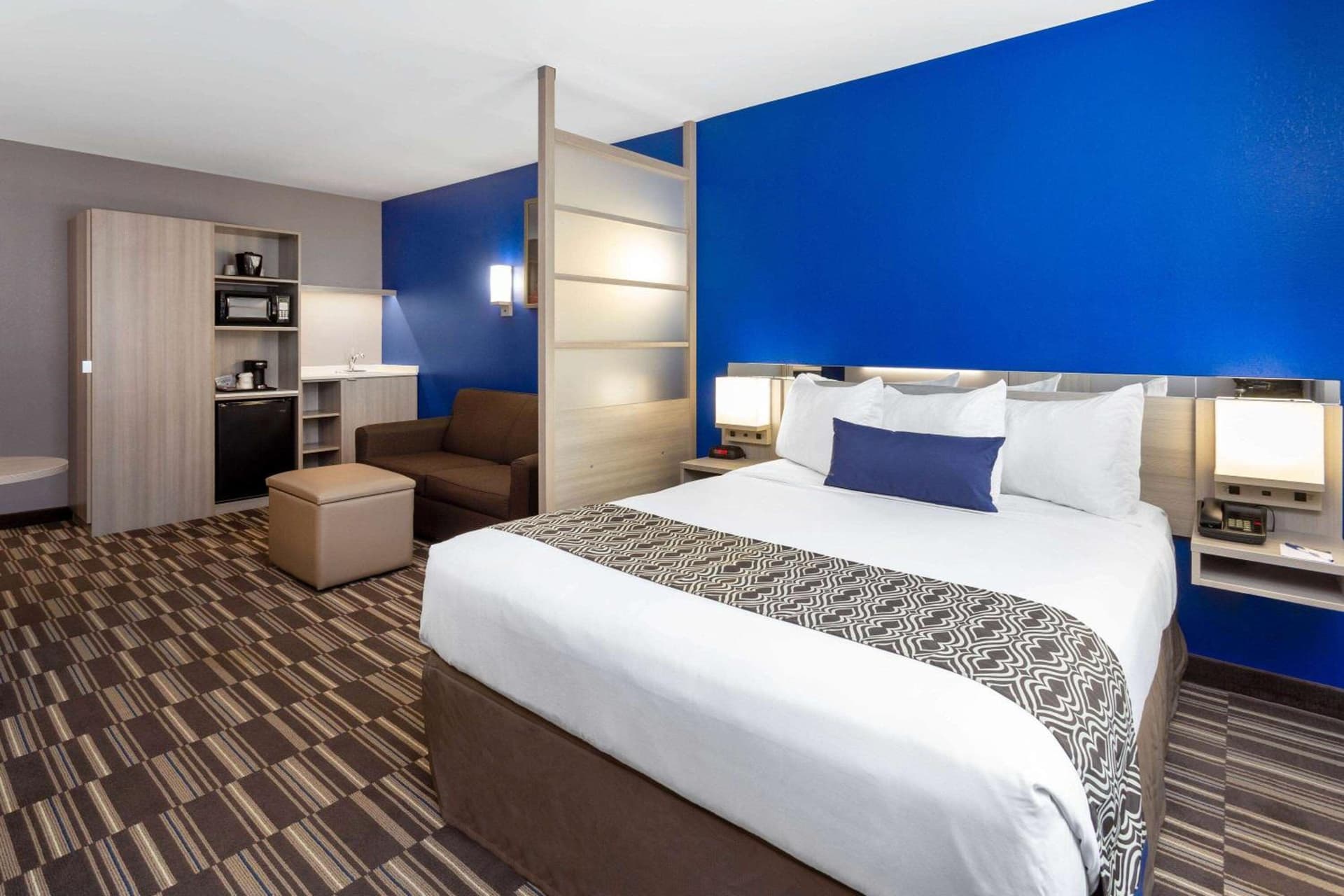 Microtel Inn & Suites by Wyndham Bethel/Danbury gallery photo in Bethel — image 12