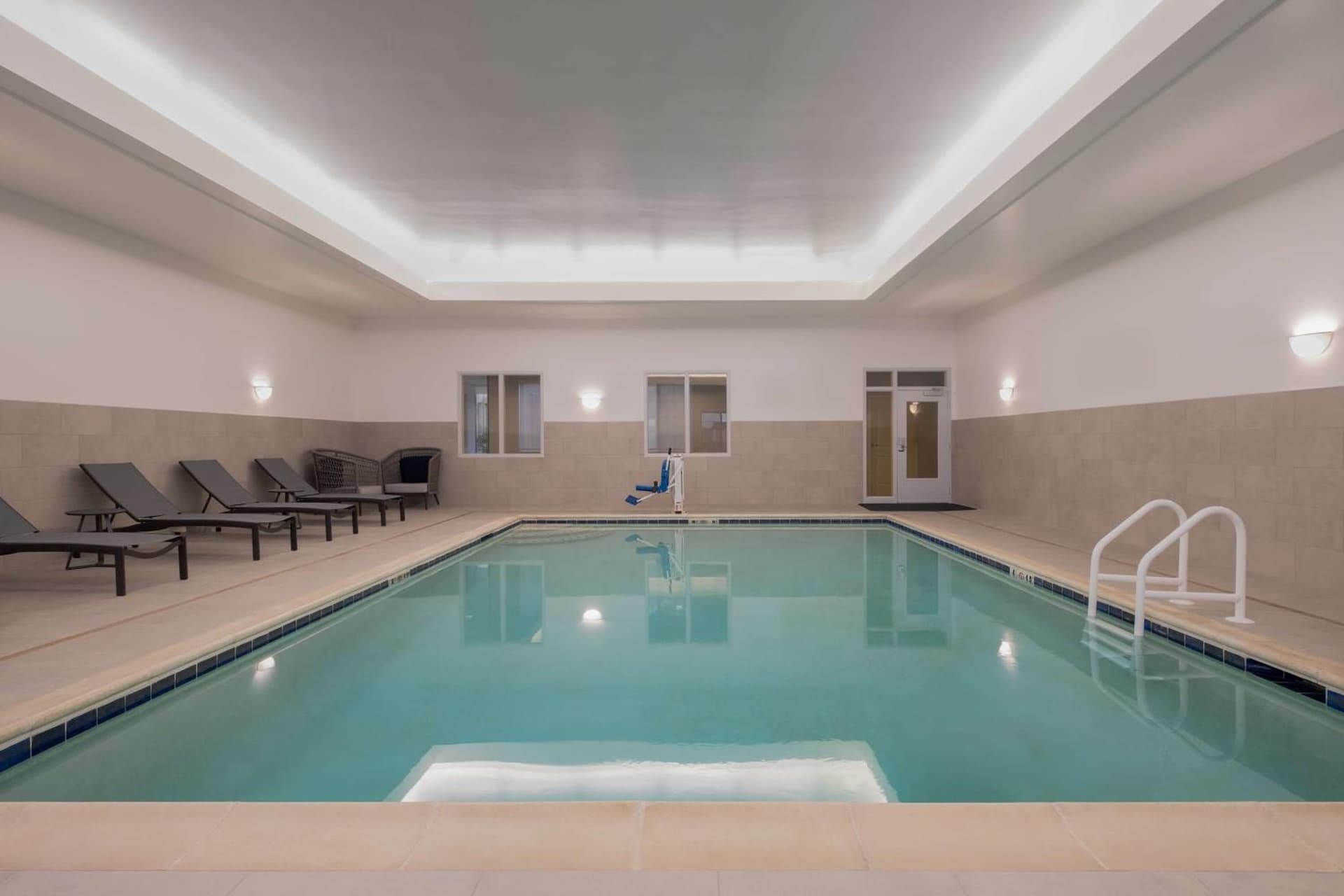 Homewood Suites Medford gallery photo in Medford, OR — image 40