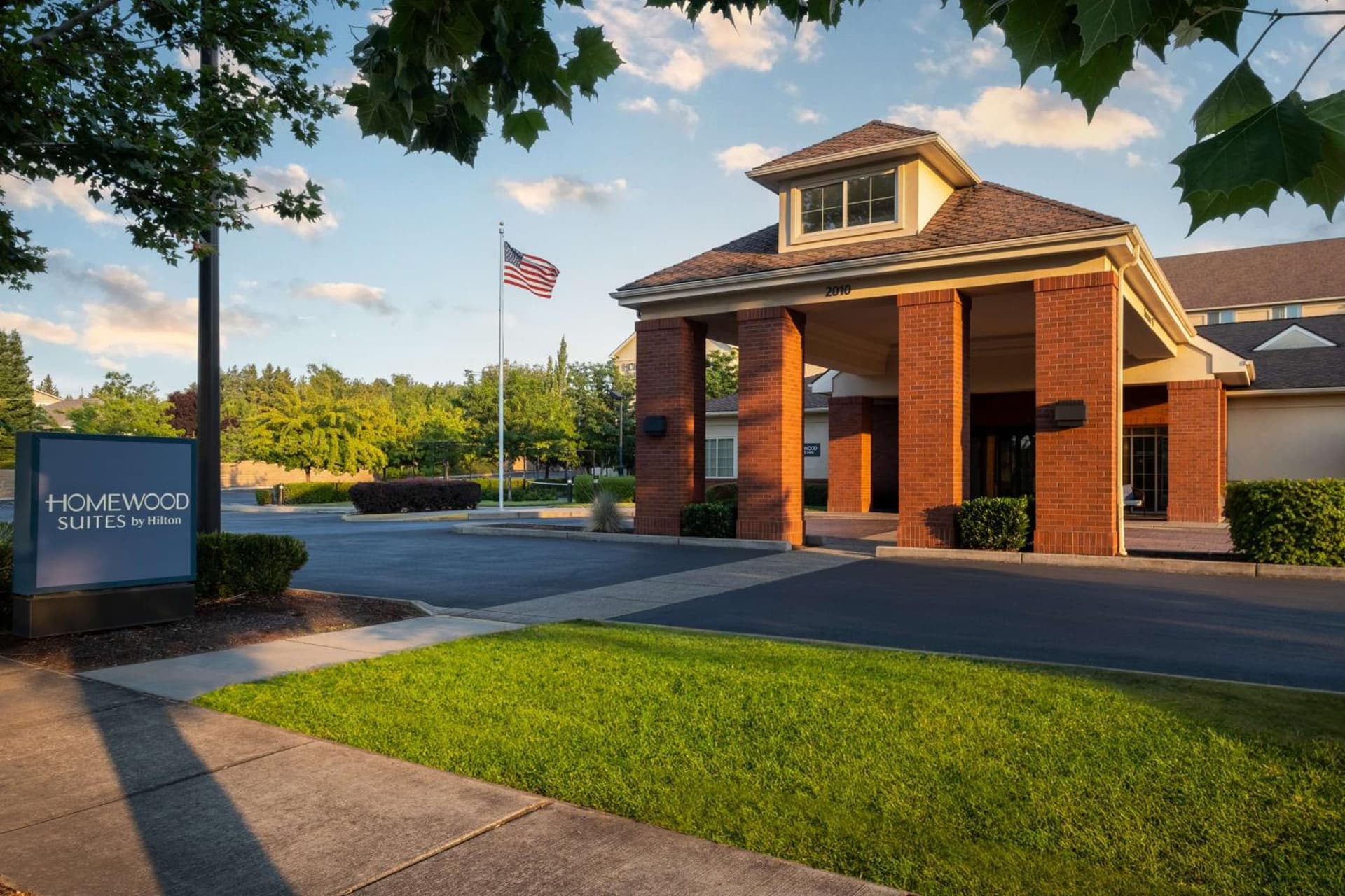 Homewood Suites Medford gallery photo in Medford, OR — image 45