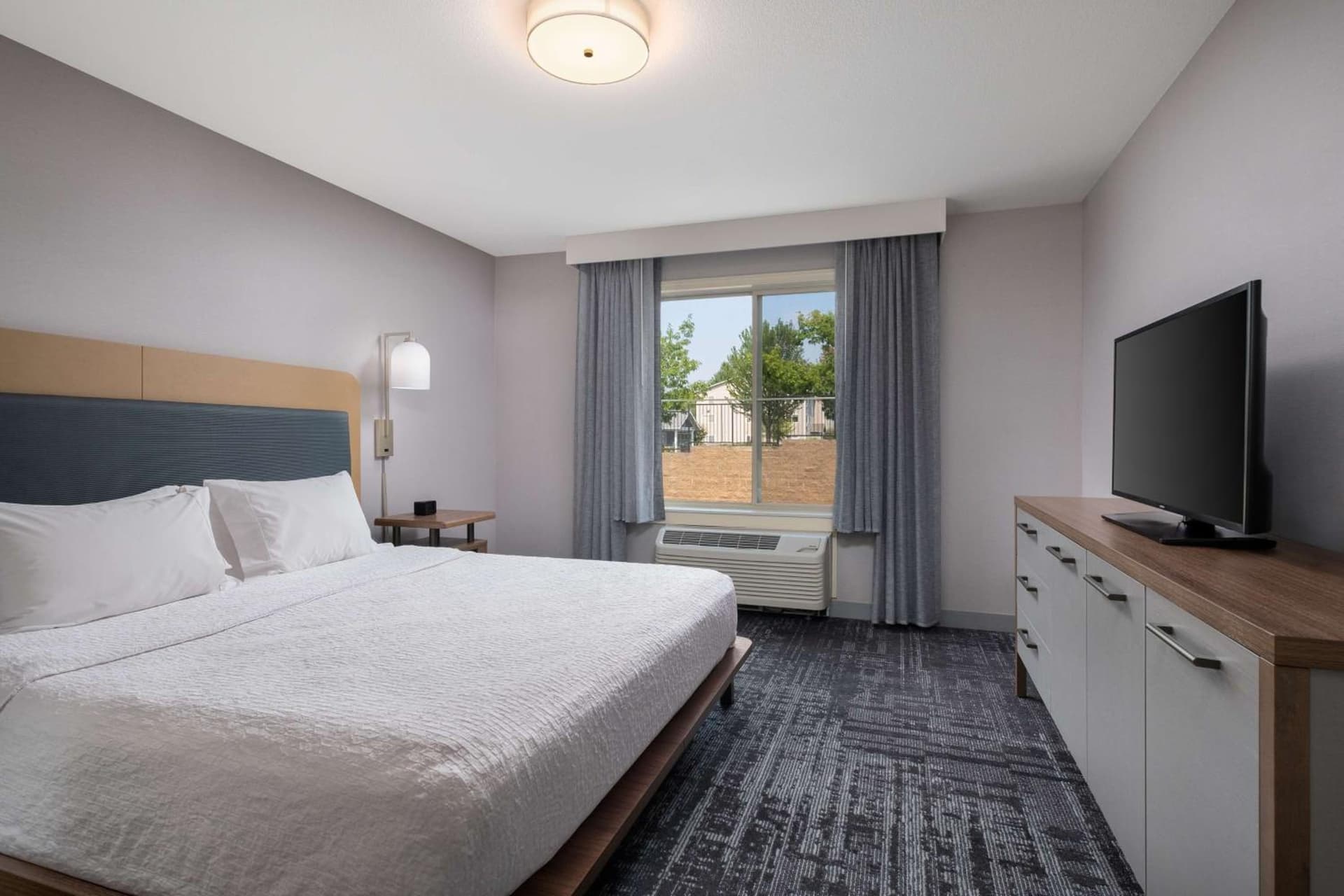 Homewood Suites Medford gallery photo in Medford, OR — image 19