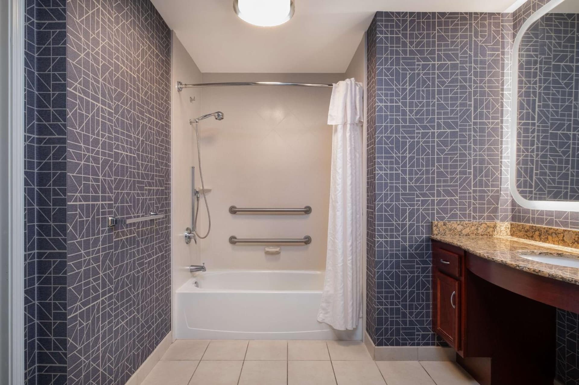 Homewood Suites Medford gallery photo in Medford, OR — image 11