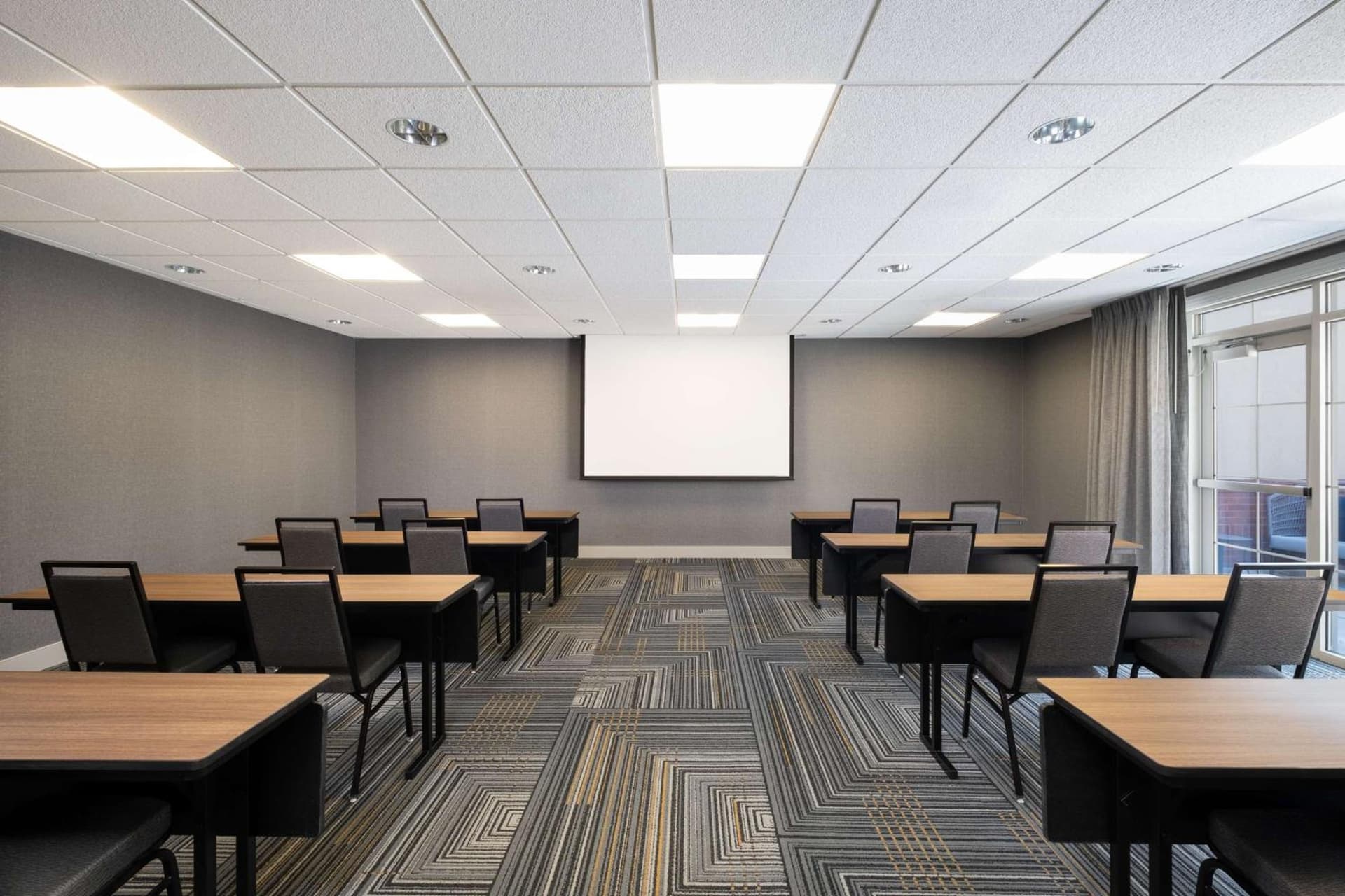 Homewood Suites Medford gallery photo in Medford, OR — image 33