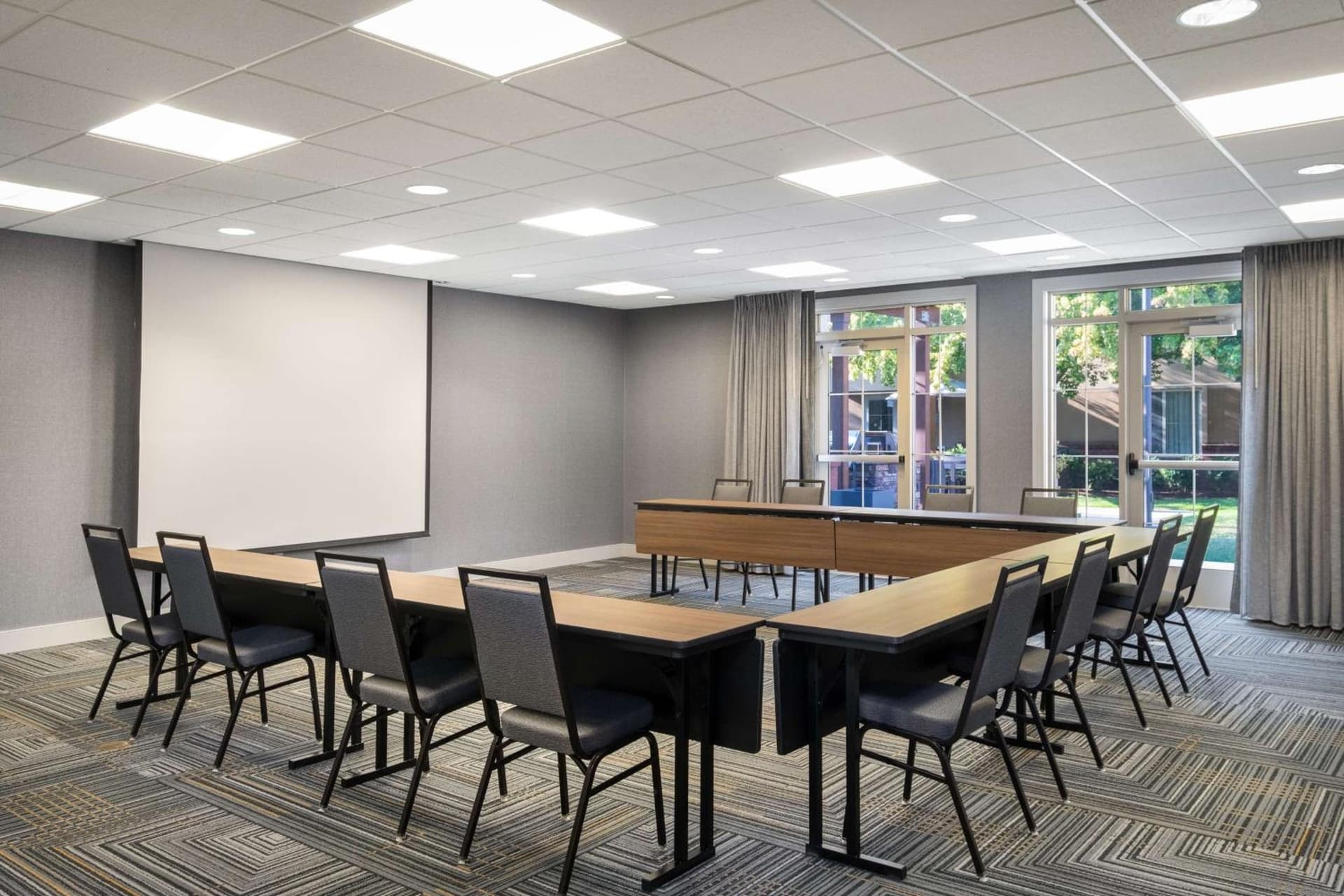 Homewood Suites Medford gallery photo in Medford, OR — image 15