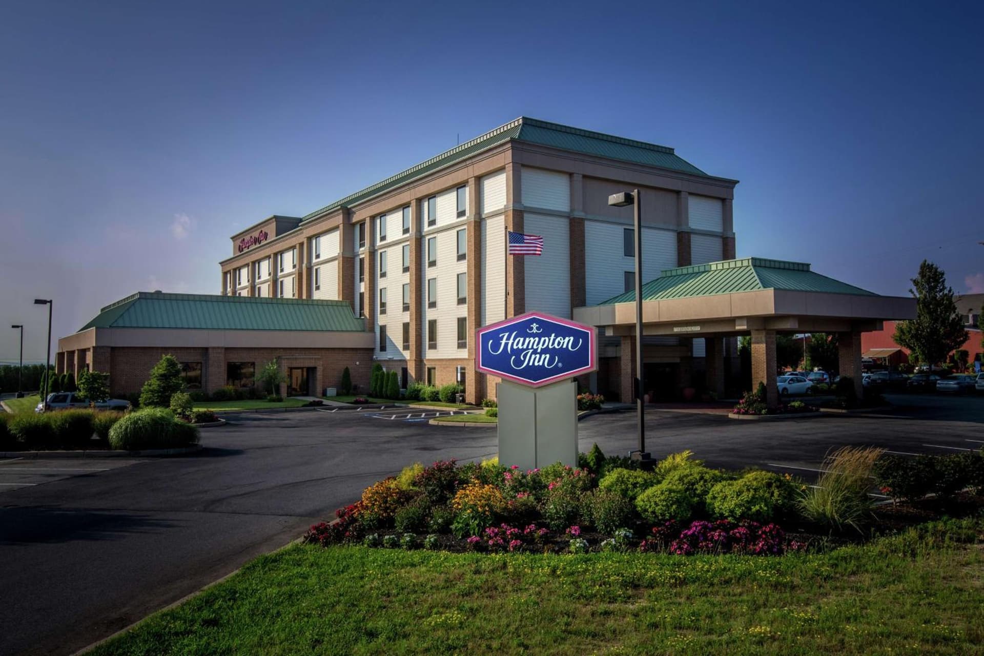 Hampton Inn Coventry-Warwick Area interior in Coventry — gallery photo 2