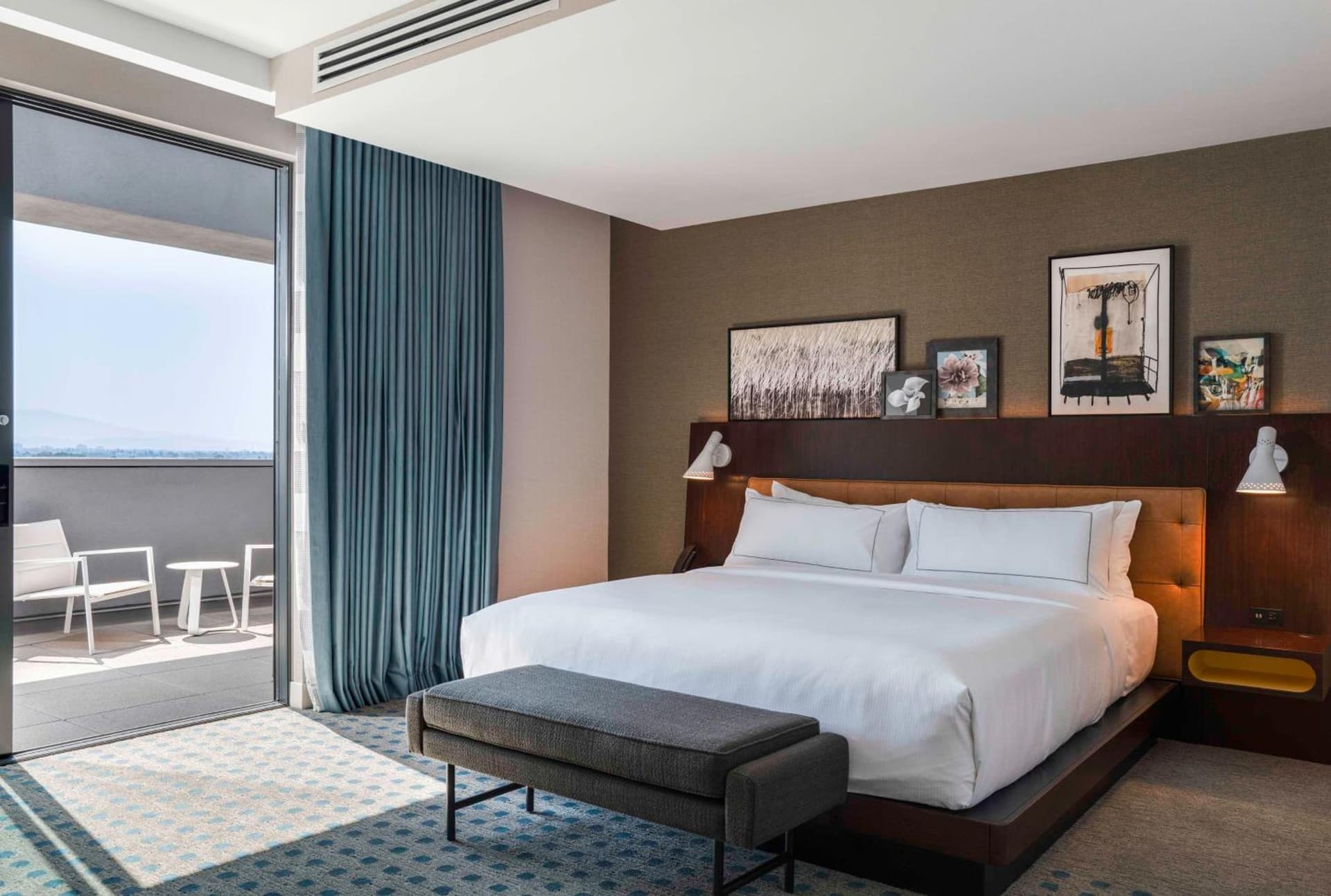 Hilton Buena Park Anaheim gallery photo in Buena Park, CA — image 86