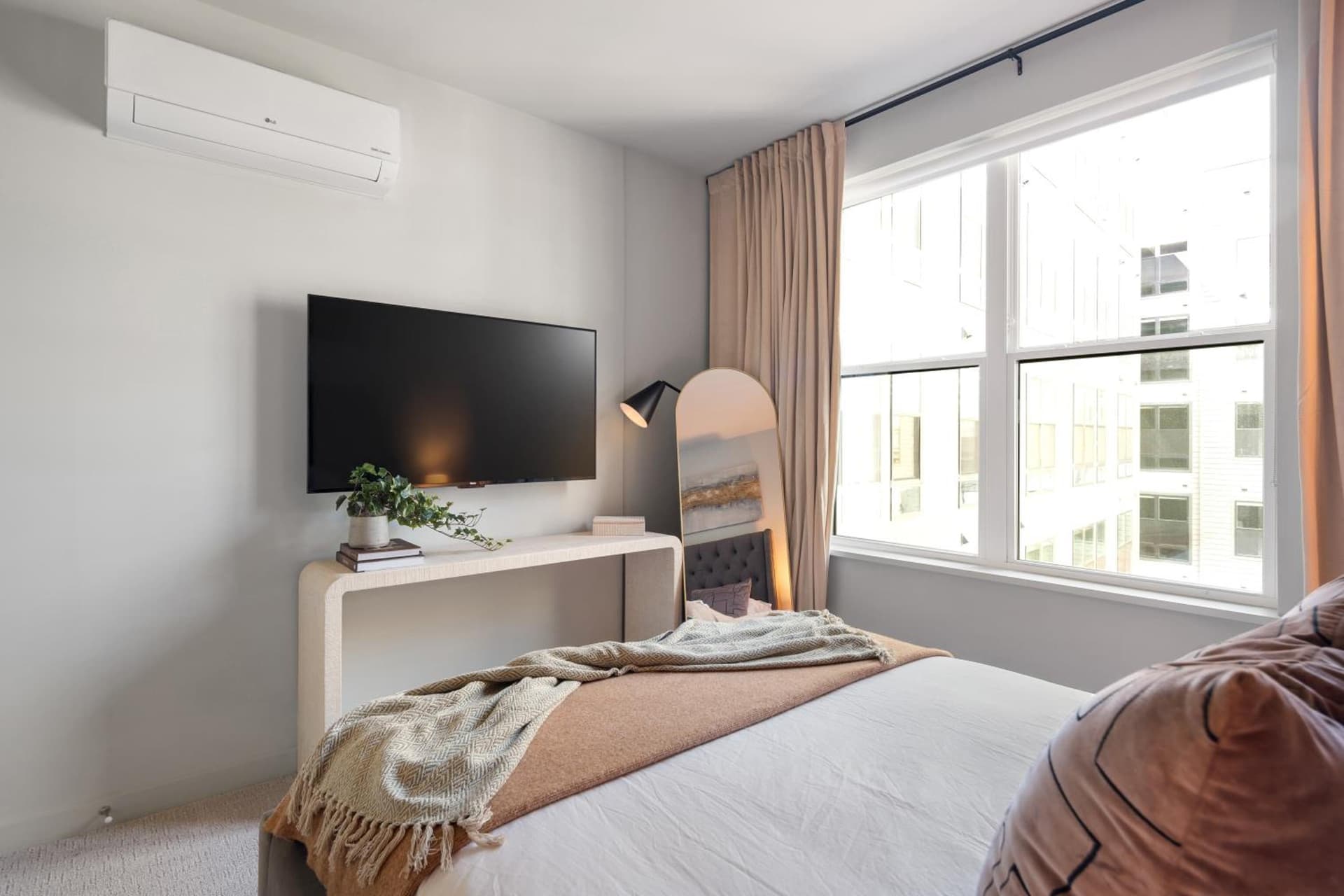 Hyatus Luxury Residences Stamford gallery photo in Stamford, CT — image 76