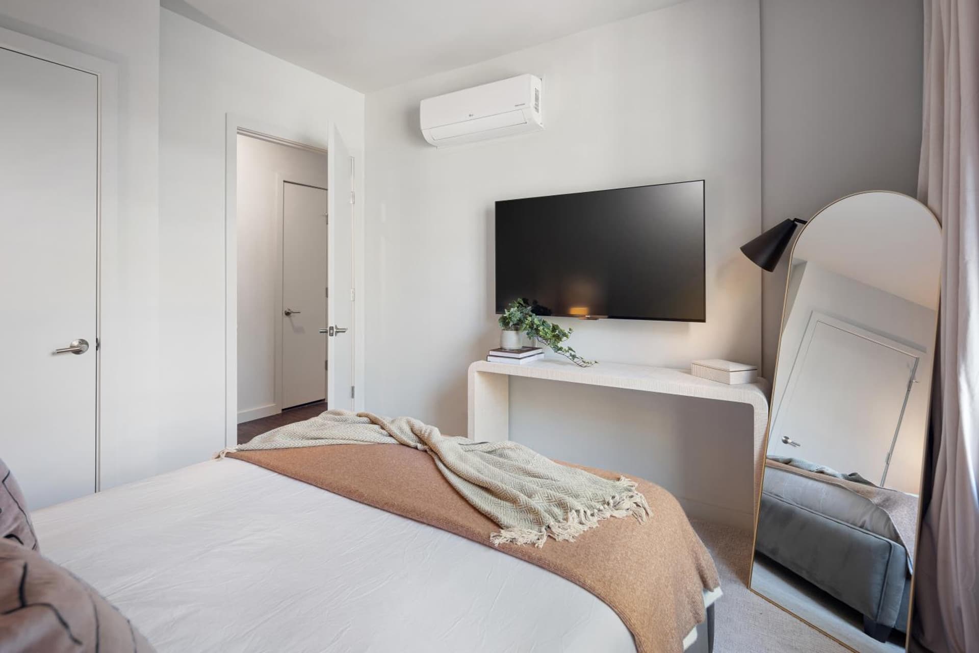 Hyatus Luxury Residences Stamford gallery photo in Stamford, CT — image 20