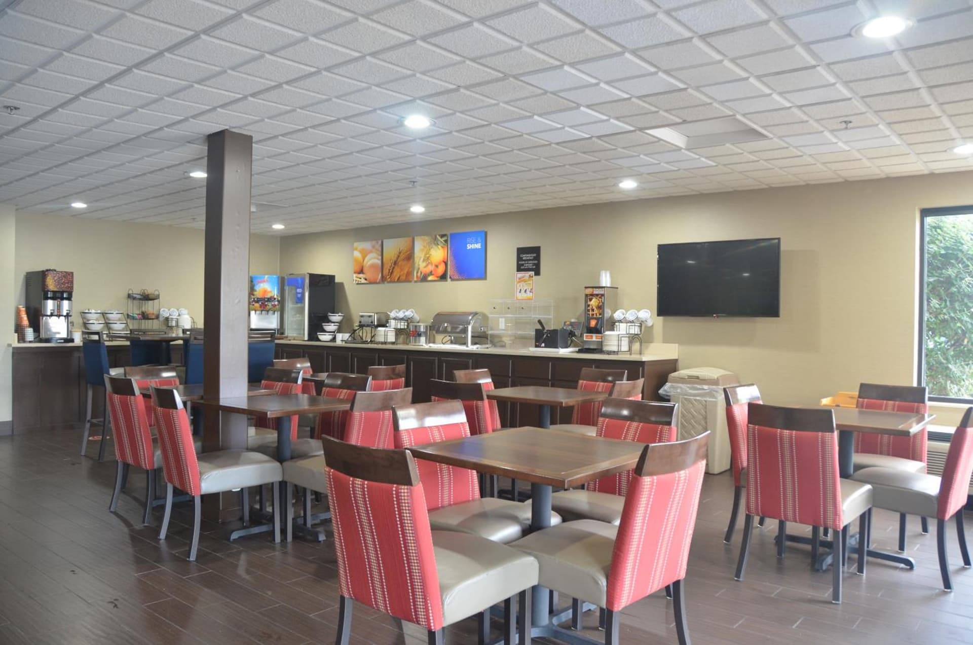 Comfort Inn & Suites Maumee - Toledo I80-90 gallery photo in Maumee, OH — image 15