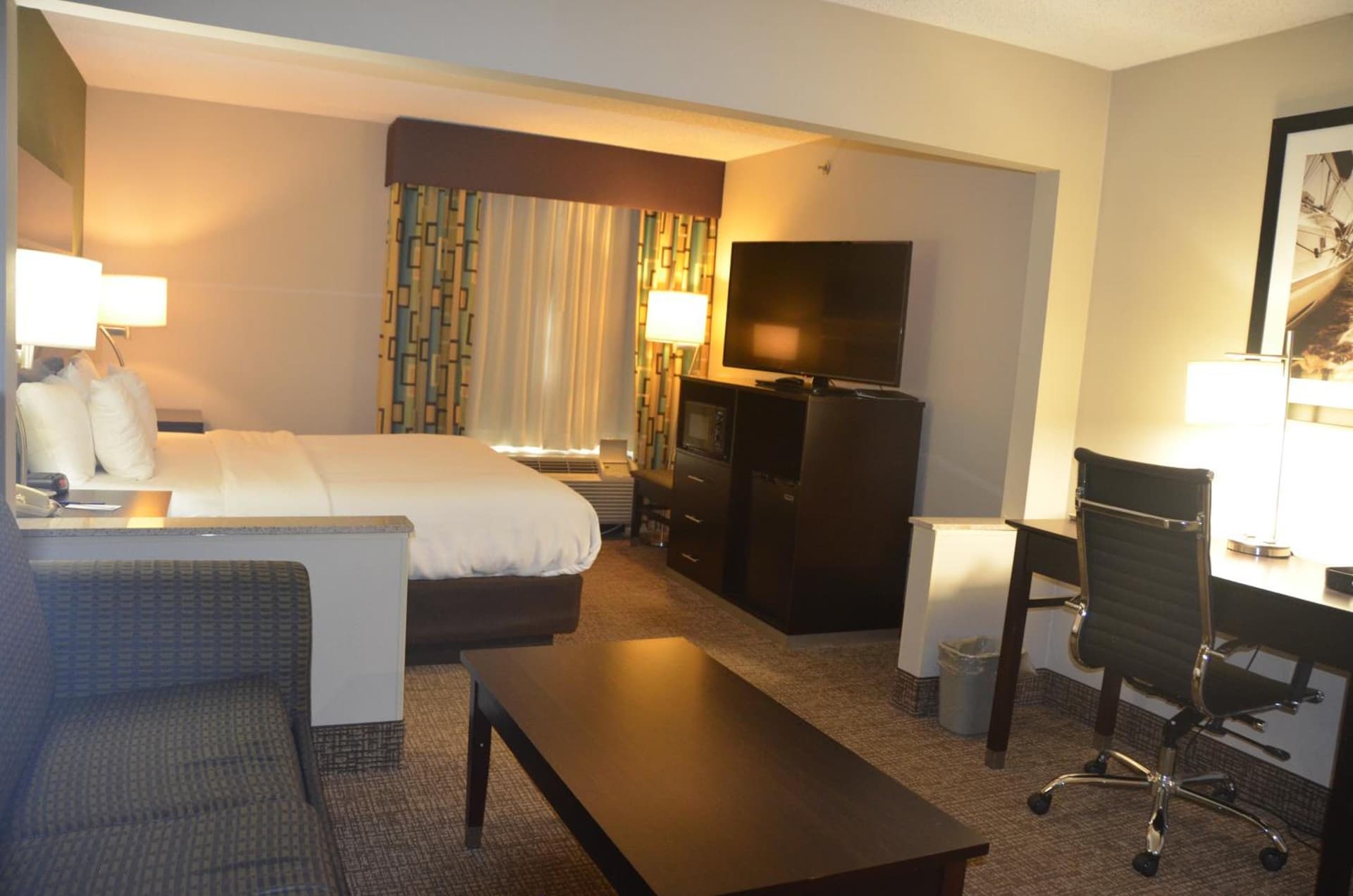 Comfort Inn & Suites Maumee - Toledo I80-90 gallery photo in Maumee, OH — image 5