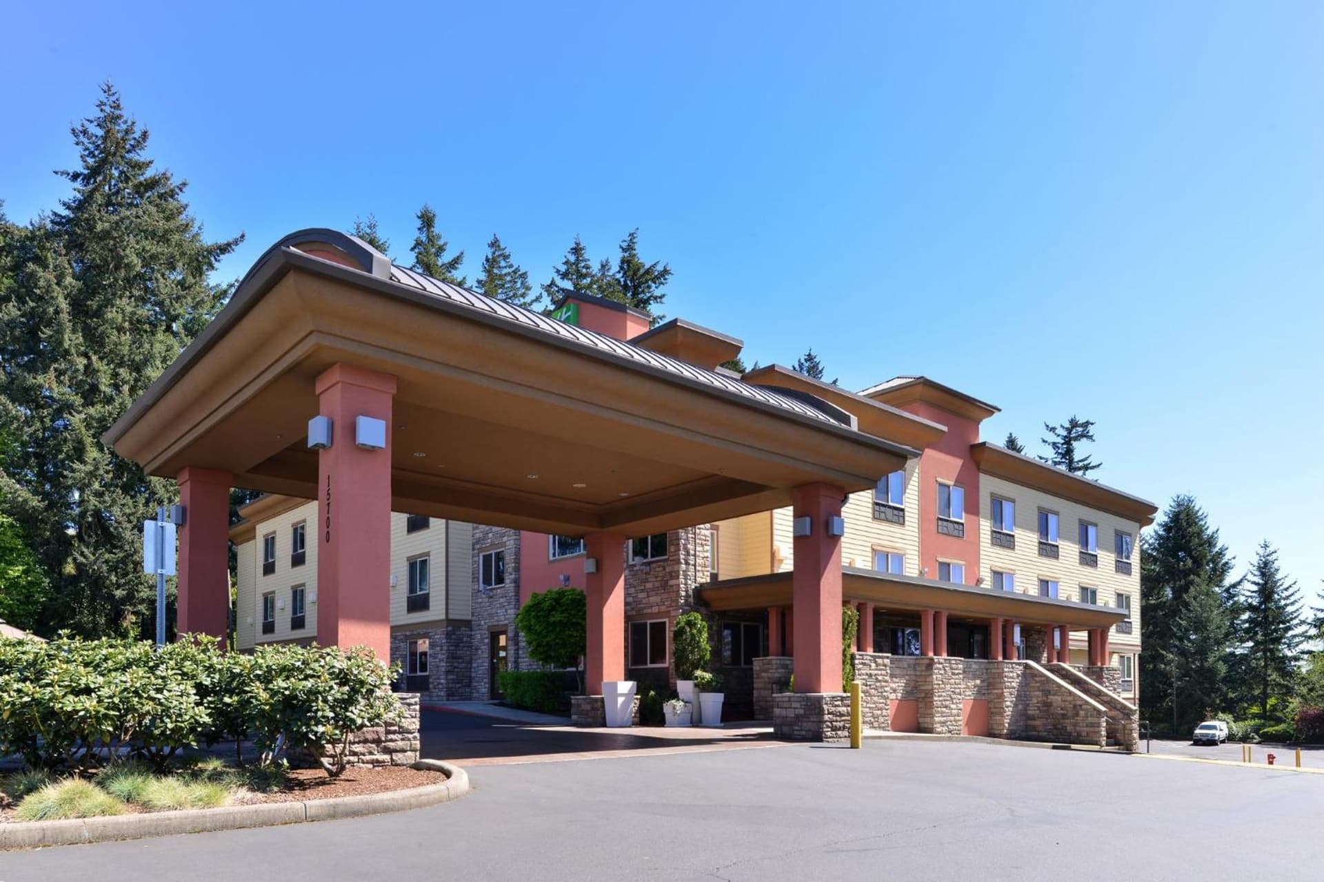 Holiday Inn Express Portland South - Lake Oswego by IHG gallery photo in Lake Oswego, OR — image 6