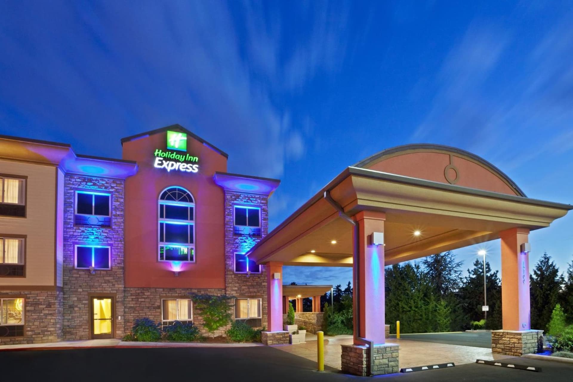 Holiday Inn Express Portland South - Lake Oswego by IHG gallery photo in Lake Oswego, OR — image 91