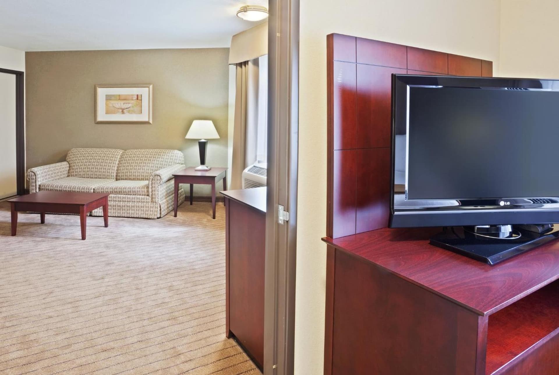 Holiday Inn Express Portland South - Lake Oswego by IHG gallery photo in Lake Oswego, OR — image 62
