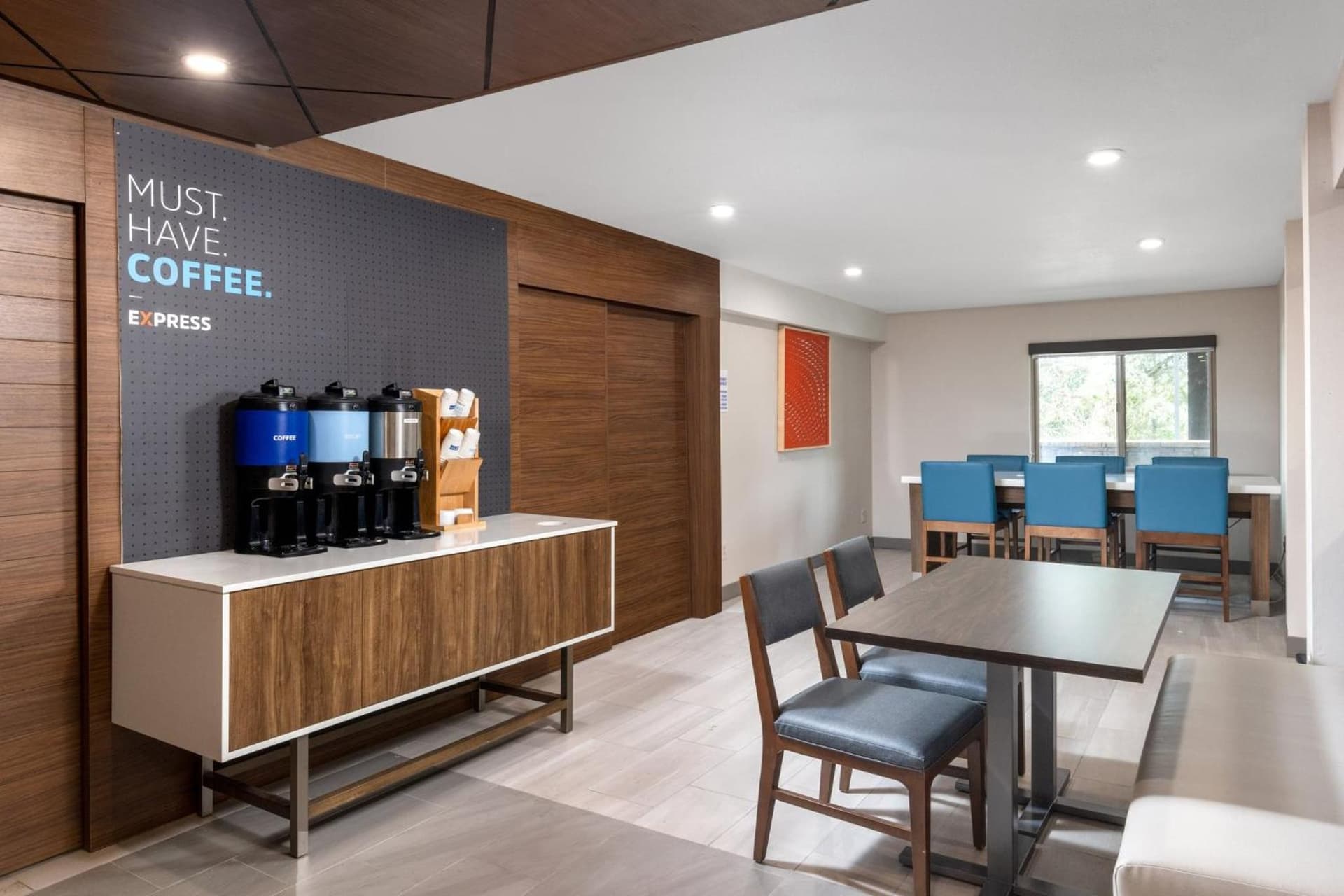 Holiday Inn Express Portland South - Lake Oswego by IHG gallery photo in Lake Oswego, OR — image 119