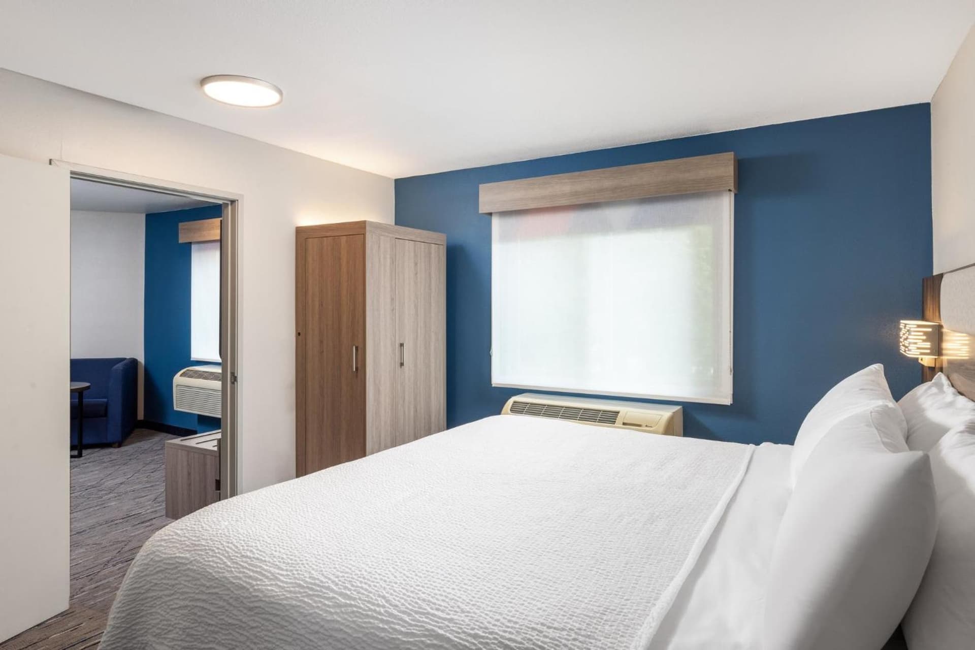 Holiday Inn Express Portland South - Lake Oswego by IHG gallery photo in Lake Oswego, OR — image 27