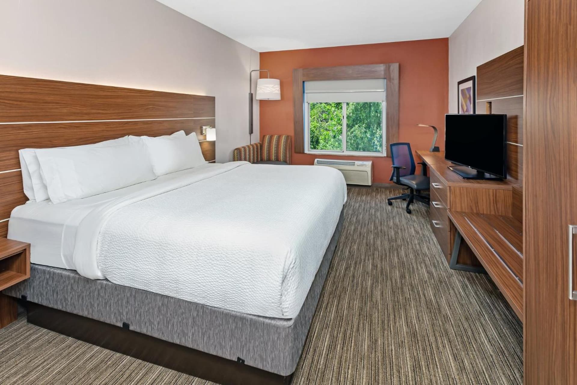 Holiday Inn Express Hotel & Suites Chicago South Lansing by IHG gallery photo in Lansing, IL — image 27